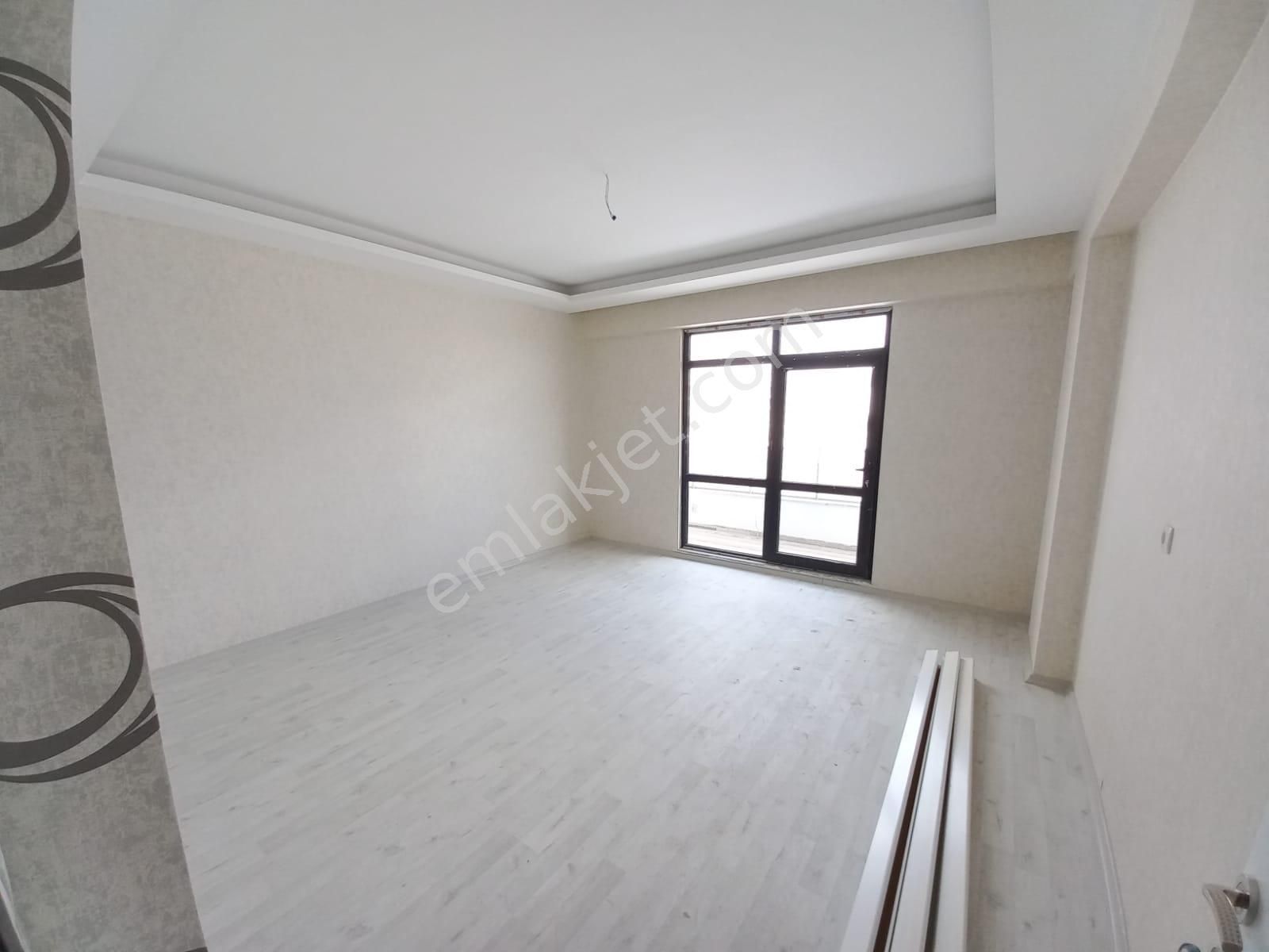 Emrah Çiftci'den Selçuklu Kosova Mh.tramvay Hattı Yanı Satılık 2+1 Lüks Daire - Görsel 4