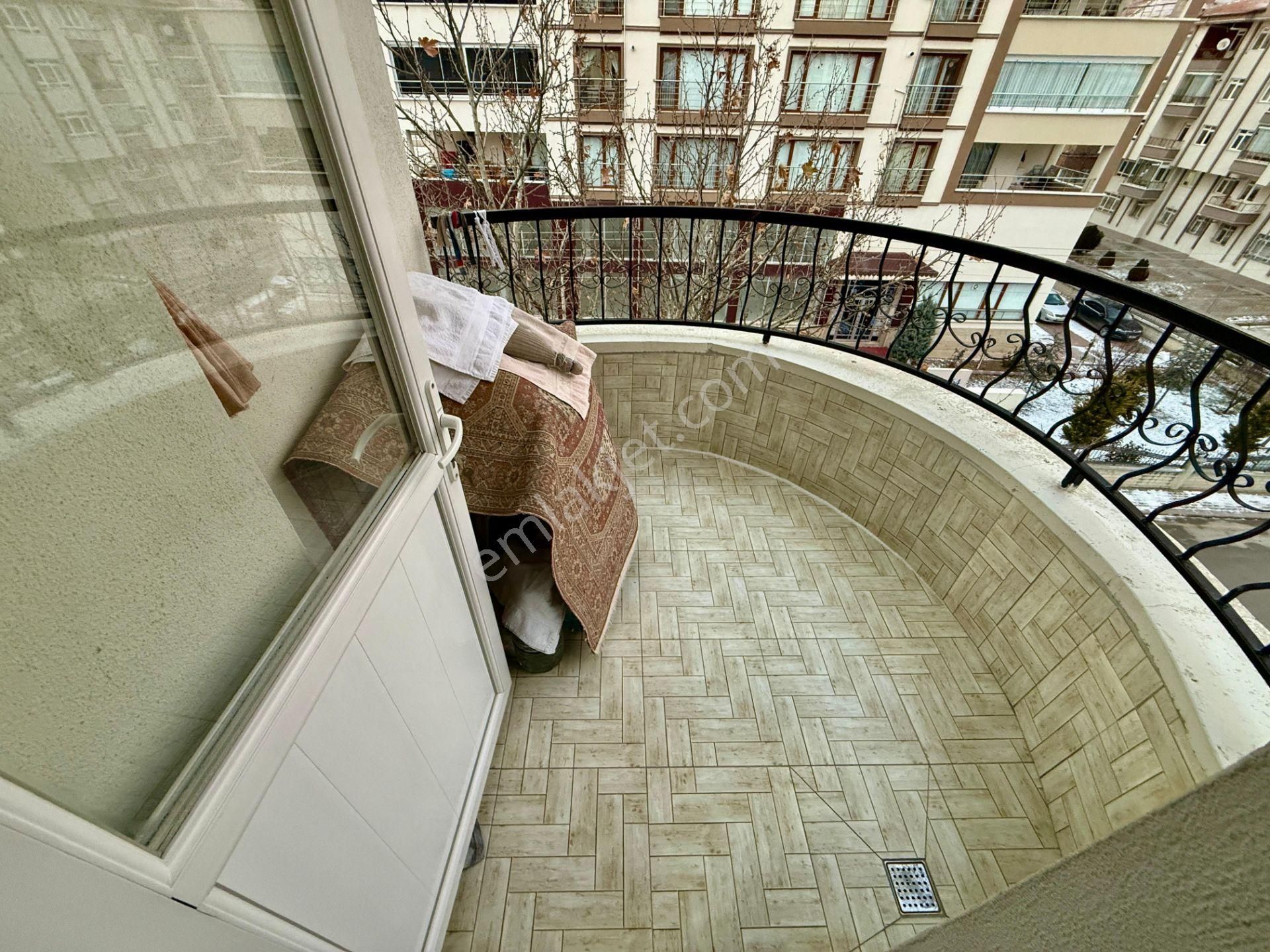 Ufuk Kılıç Emlak'tan Harika Lokasyon, Köşe Başı Yapılı Masrafsız - Görsel 9