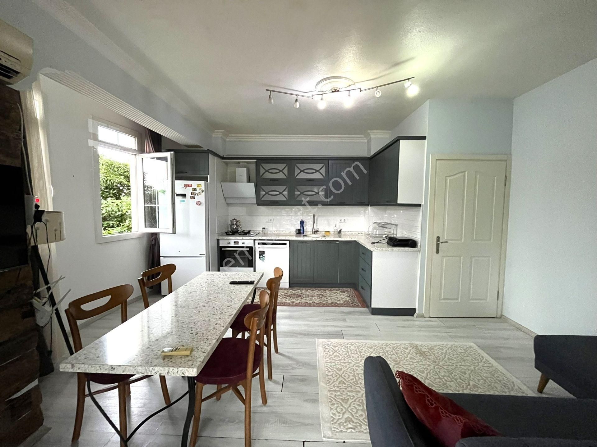 Goldhouse Dan Kiralık Sahile 50 Mt Mesafede Havuzlu Eşyalı Daire - Görsel 5