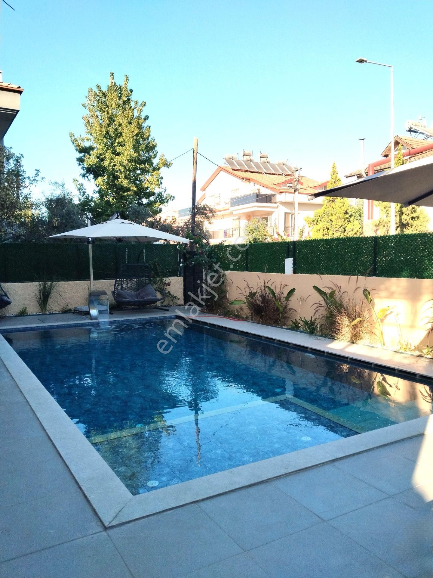 Goldhouse Dan Kiralık Sahile 50 Mt Mesafede Havuzlu Eşyalı Daire - Görsel 4