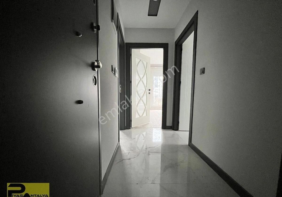 2+1 Ayrı Mutfaklı Katta Fırsat Daire - Görsel 8