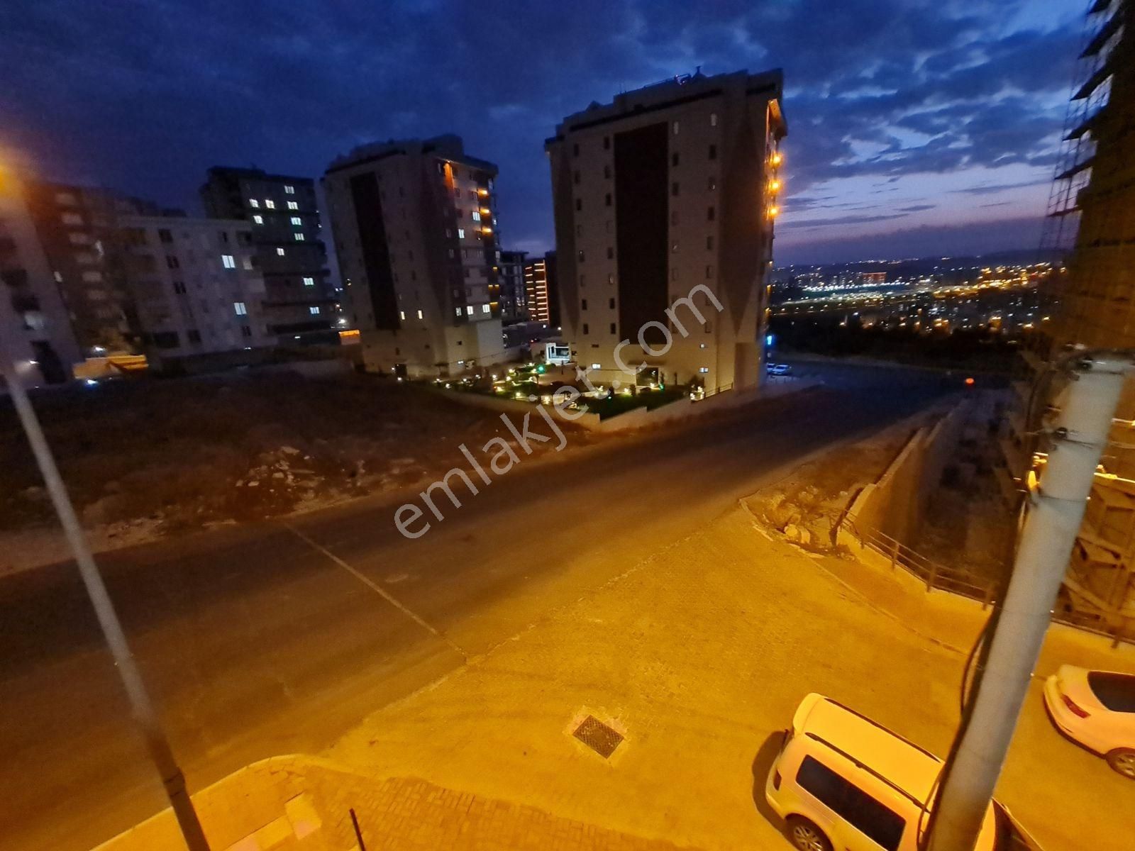 Yasin Batan'dan Çocuk Oyun Dünyası Yanı Satılık Lüks Geniş 4+1! - Görsel 8