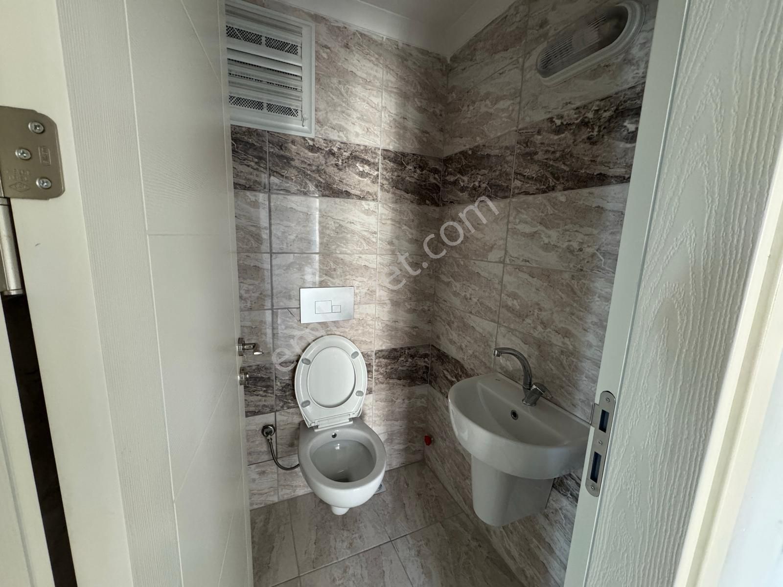 Trabzon Kaşüstü'nde Kiralık 3+1 Daire - Görsel 16