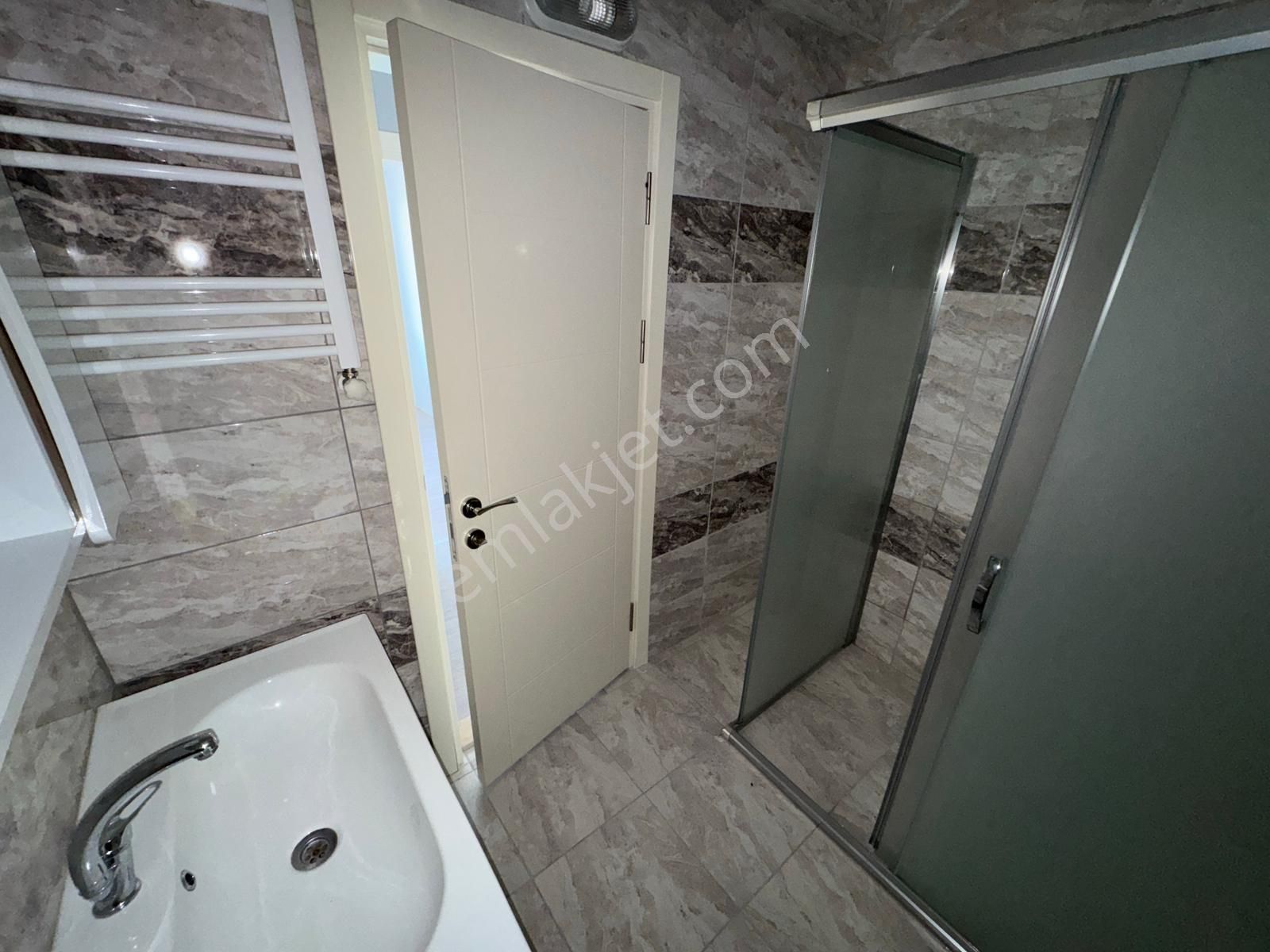 Trabzon Kaşüstü'nde Kiralık 3+1 Daire - Görsel 11