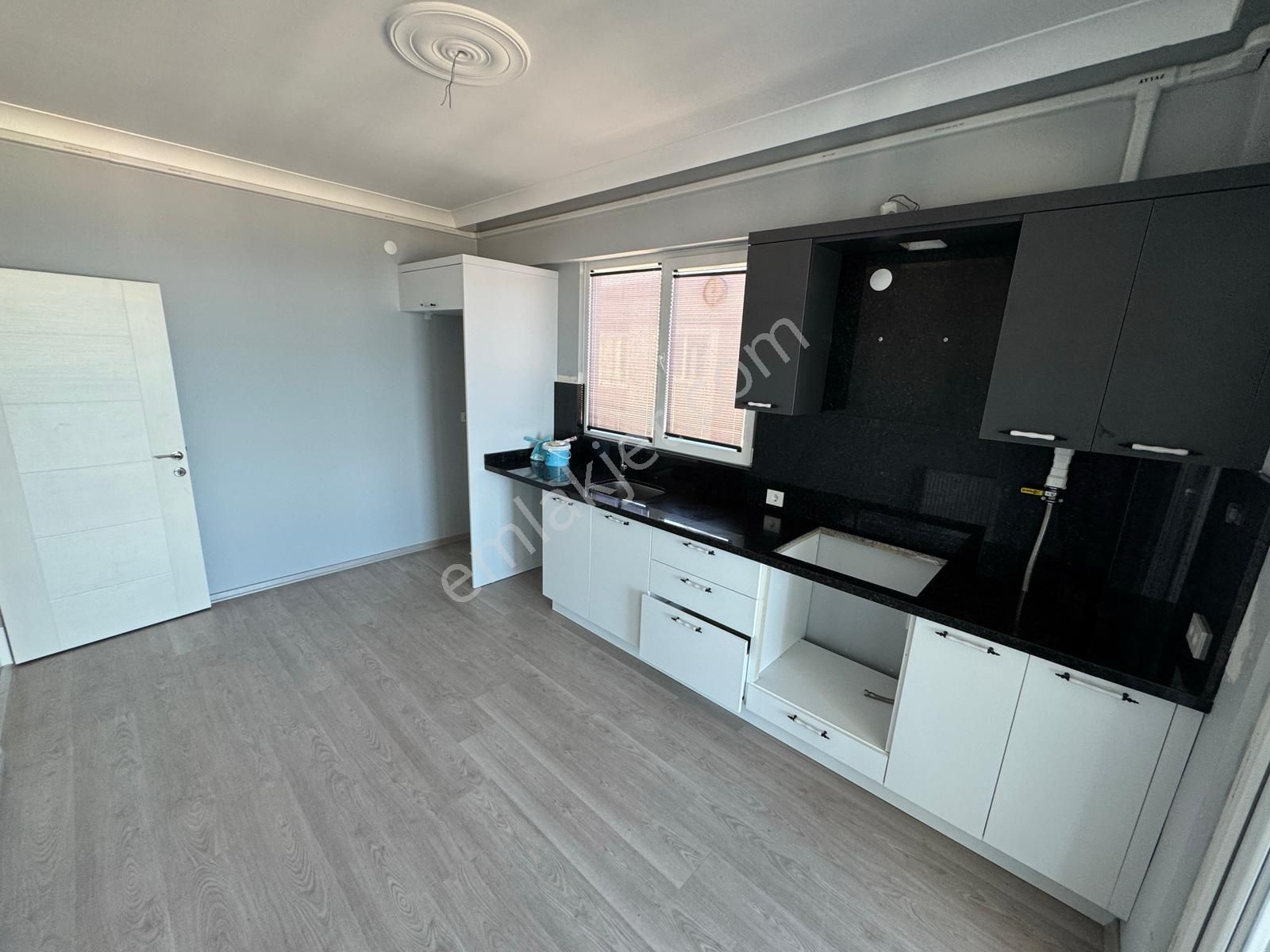 Trabzon Kaşüstü'nde Kiralık 3+1 Daire - Görsel 4