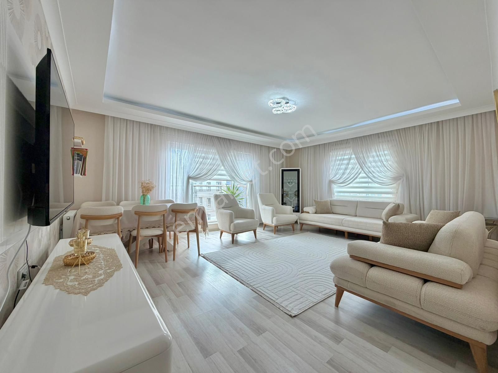 Kalecik Emlak'tan Merkez'de Site'de Ebeveyn Banyolu 185m² Güney Lüx 4+1 - Görsel 6