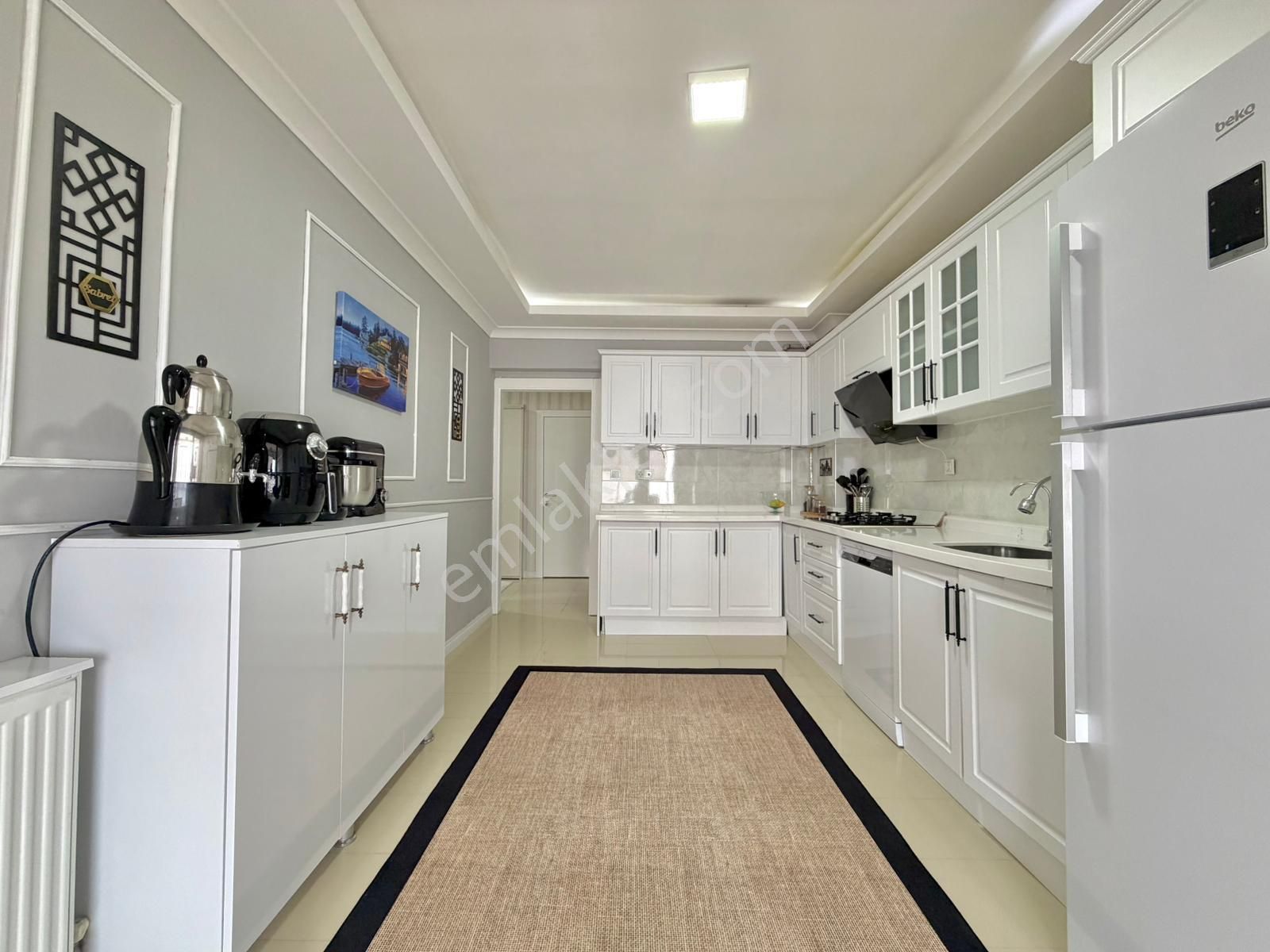 Kalecik Emlak'tan Merkez'de Site'de Ebeveyn Banyolu 185m² Güney Lüx 4+1 - Görsel 5