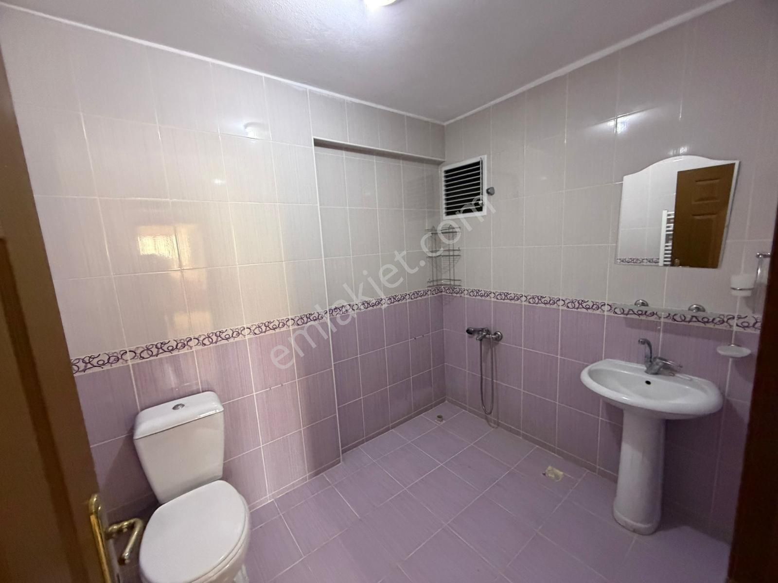 Özdemir Emlak,tan Kıbrıs Köy,de Ön Cephe Ara Kat Fırsat 3+1 Daire - Görsel 16