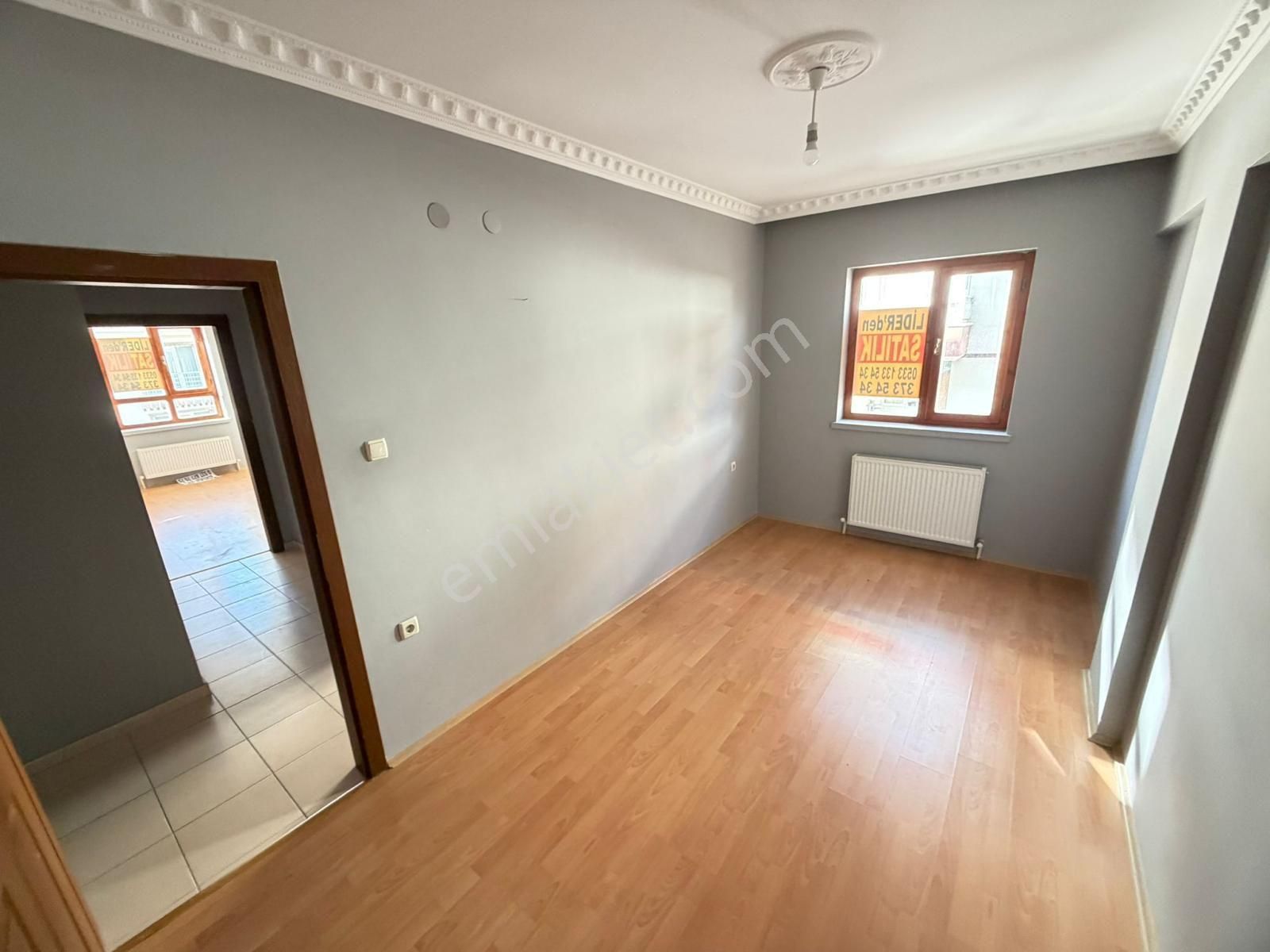 Özdemir Emlak,tan Kıbrıs Köy,de Ön Cephe Ara Kat Fırsat 3+1 Daire - Görsel 18