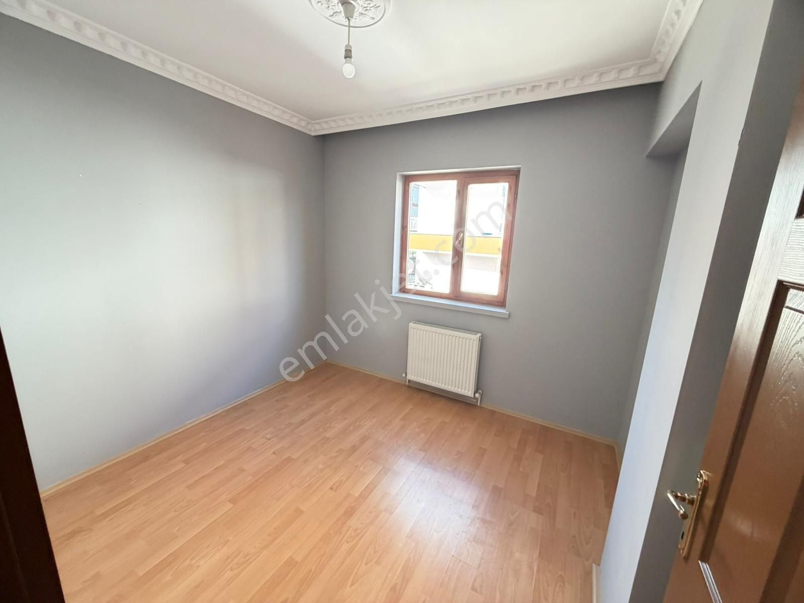 Özdemir Emlak,tan Kıbrıs Köy,de Ön Cephe Ara Kat Fırsat 3+1 Daire - Görsel 12