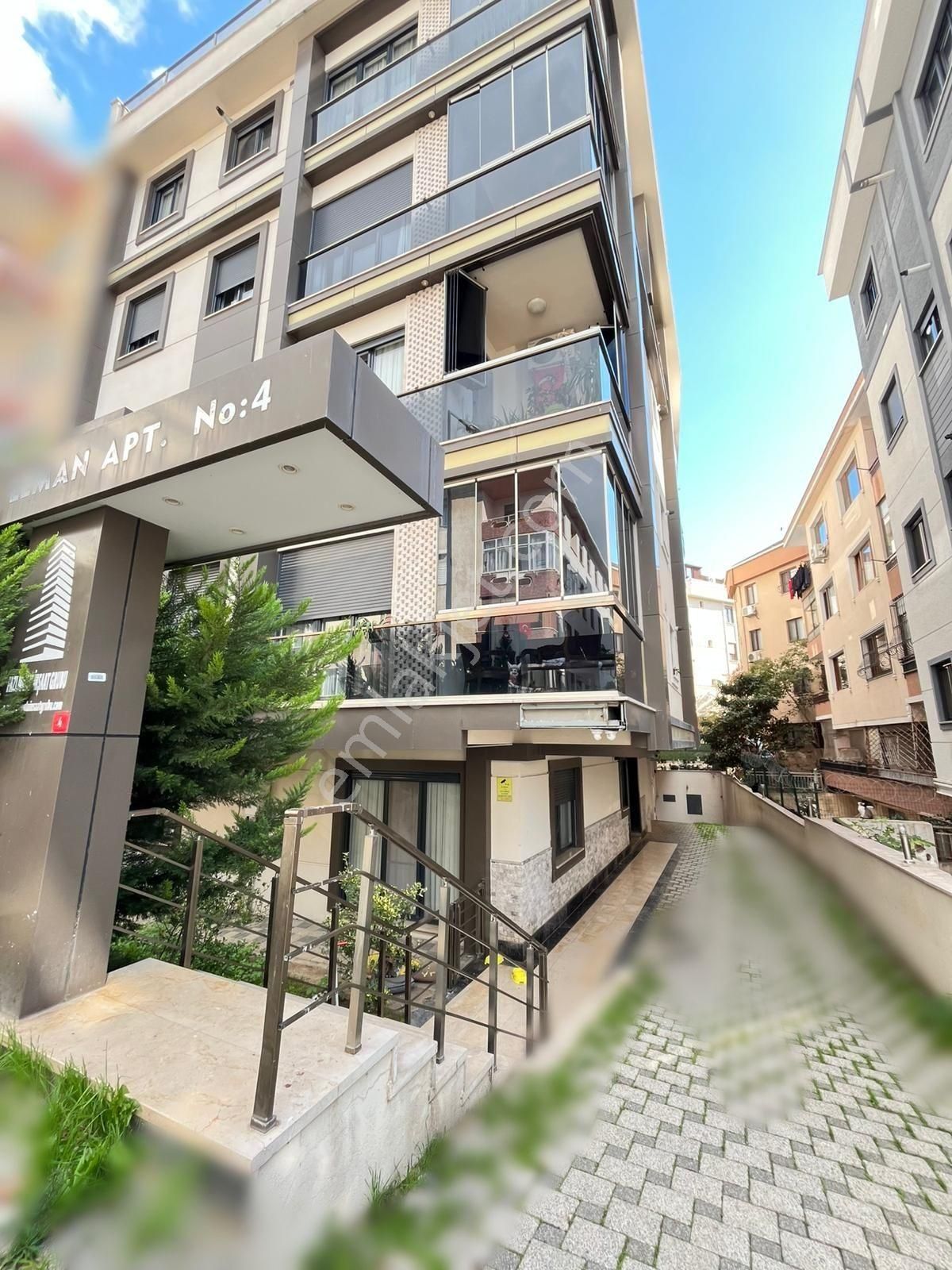 ▃artemin▃ Altıntepe Sahili'nde Marmaray Yakını 1.kat 120m² 3+1 ! - Görsel 2
