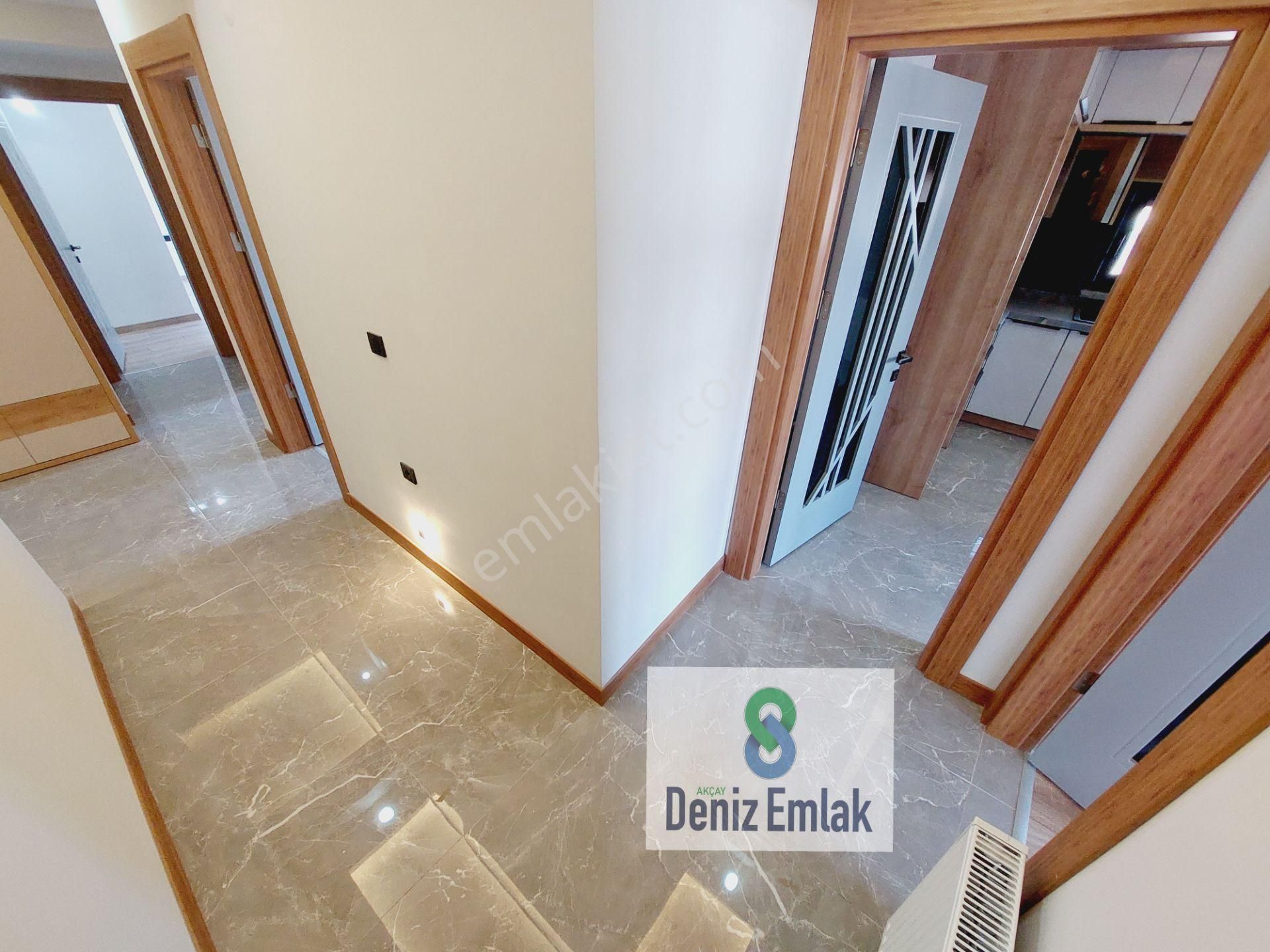 Denizden Akçayda Öncephe Arakat Kapalı Otoparklı Satılık 3+1 Daire. - Görsel 27