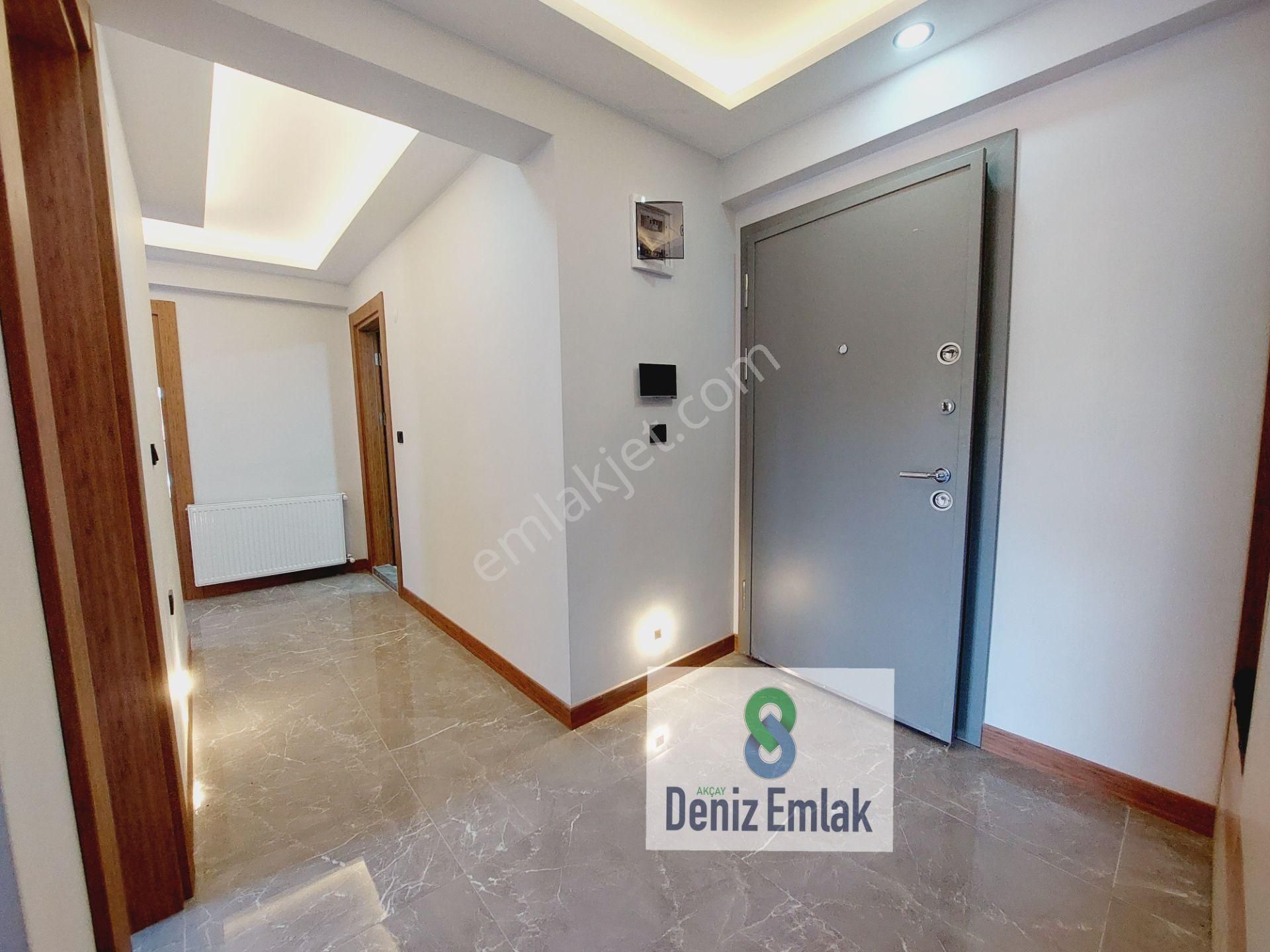 Denizden Akçayda Öncephe Arakat Kapalı Otoparklı Satılık 3+1 Daire. - Görsel 15
