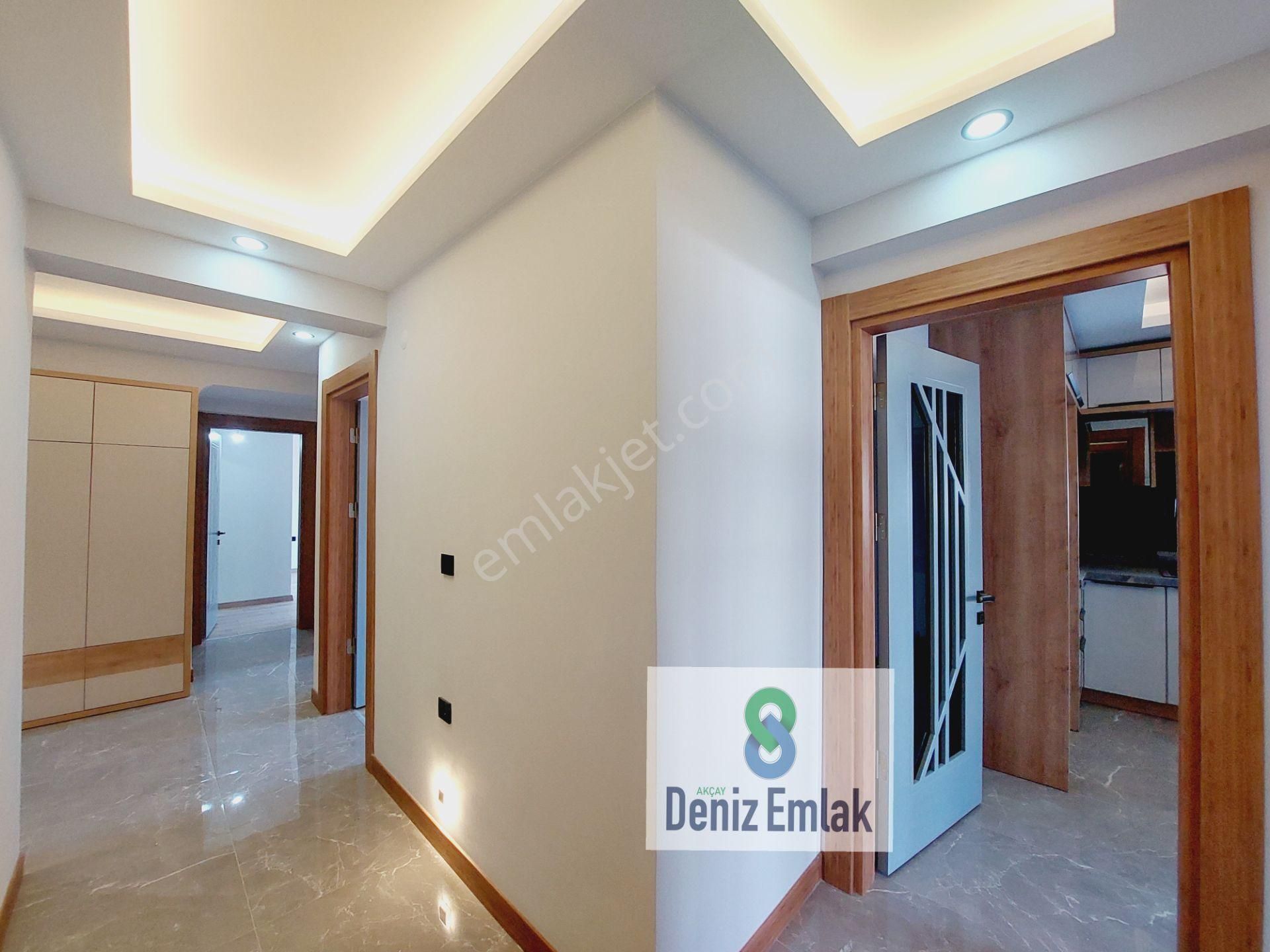 Denizden Akçayda Öncephe Arakat Kapalı Otoparklı Satılık 3+1 Daire. - Görsel 3