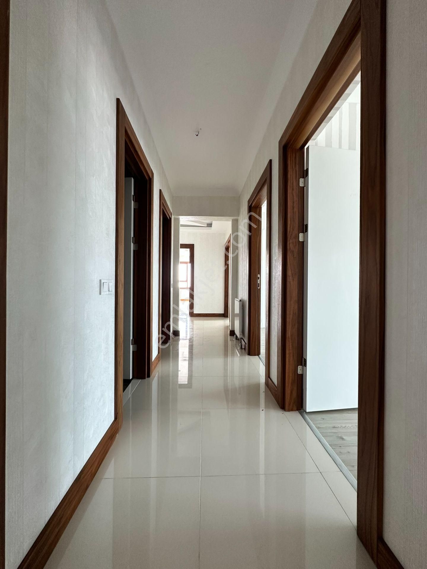 Pursaklar Mehmet Zengin Emlak'tan Protokol Yolu Yakını Güvenlik 13.kat 3+1 Yapılı Masrafsız Daire - Görsel 41