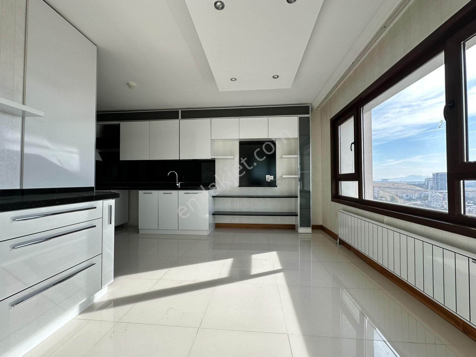 Pursaklar Mehmet Zengin Emlak'tan Protokol Yolu Yakını Güvenlik 13.kat 3+1 Yapılı Masrafsız Daire - Görsel 11