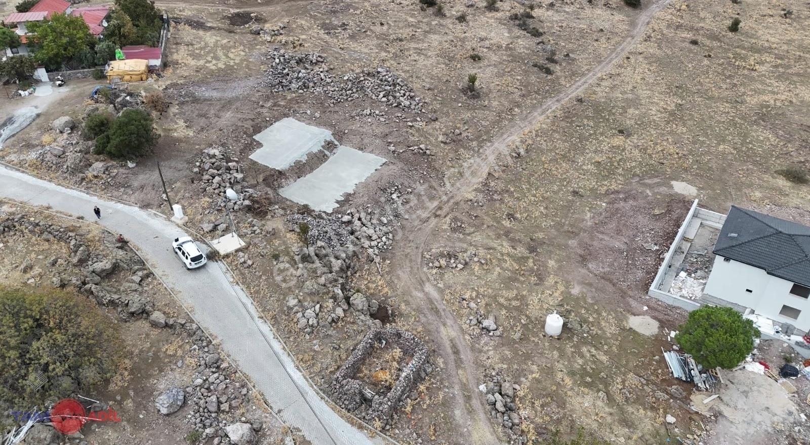 Dikili Katıralan Köyünde Satılık İmarlı Arsa