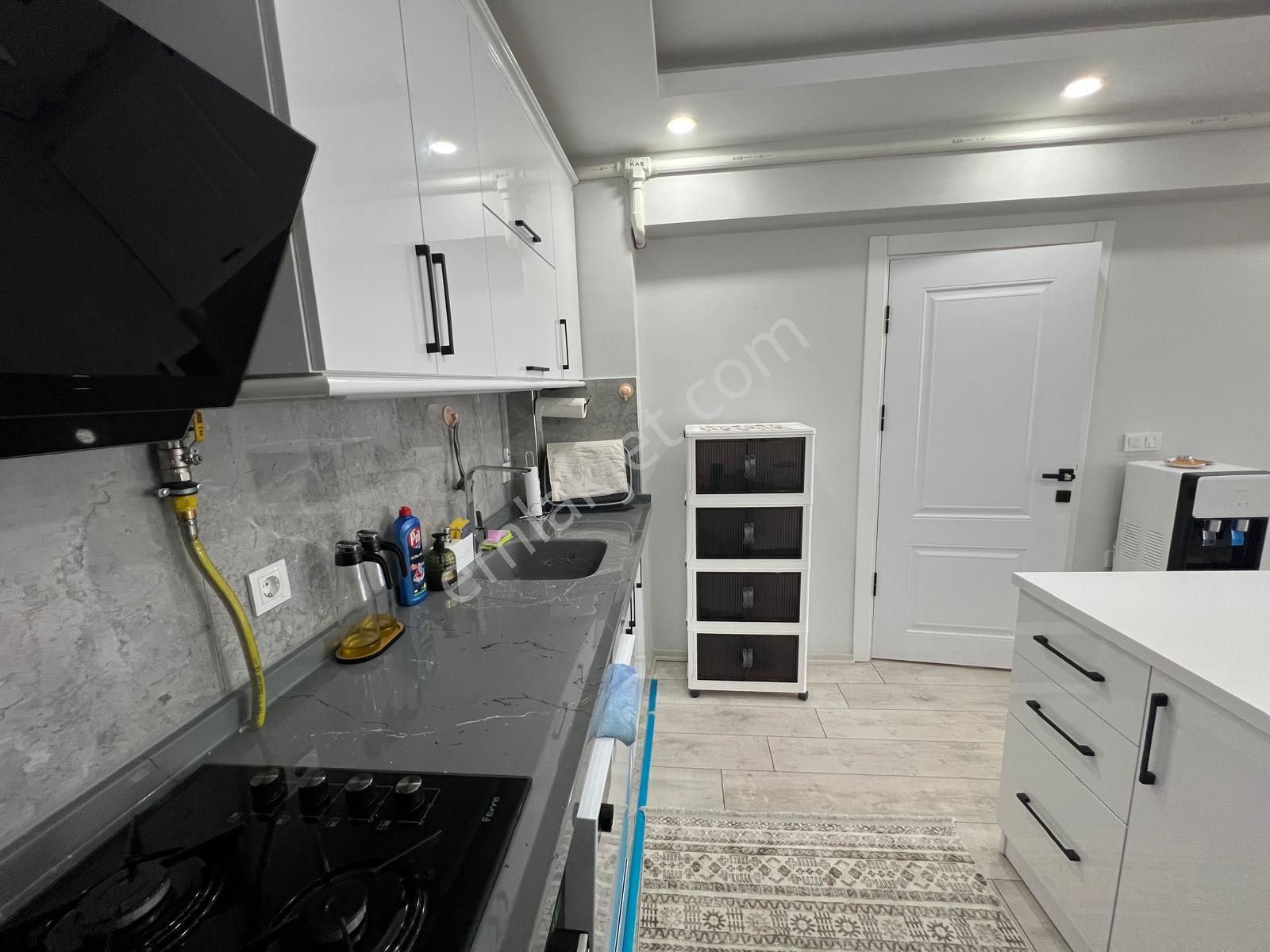 Lapseki Çardak'ta Boğaz Manzaralı 1+1 Satılık Daire - Görsel 9