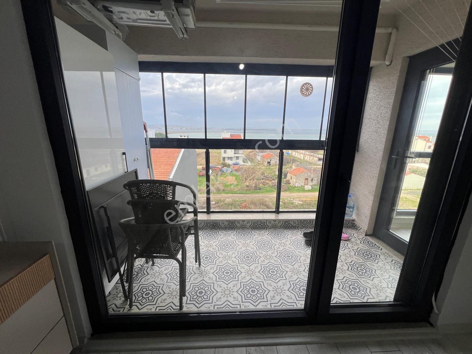 Lapseki Çardak'ta Boğaz Manzaralı 1+1 Satılık Daire - Görsel 22