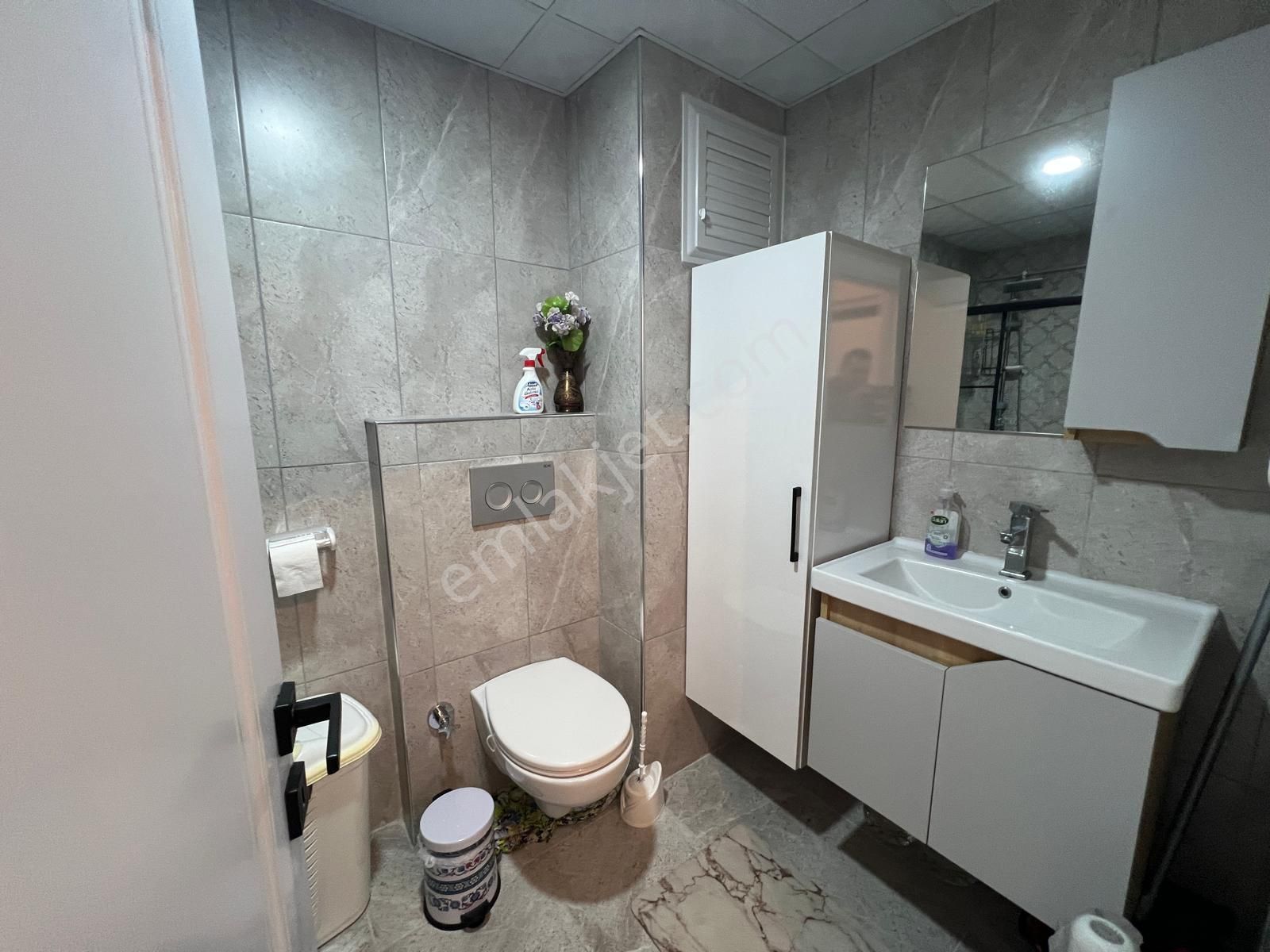 Lapseki Çardak'ta Boğaz Manzaralı 1+1 Satılık Daire - Görsel 12