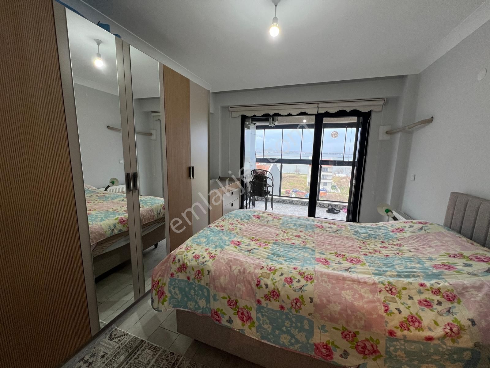 Lapseki Çardak'ta Boğaz Manzaralı 1+1 Satılık Daire - Görsel 16