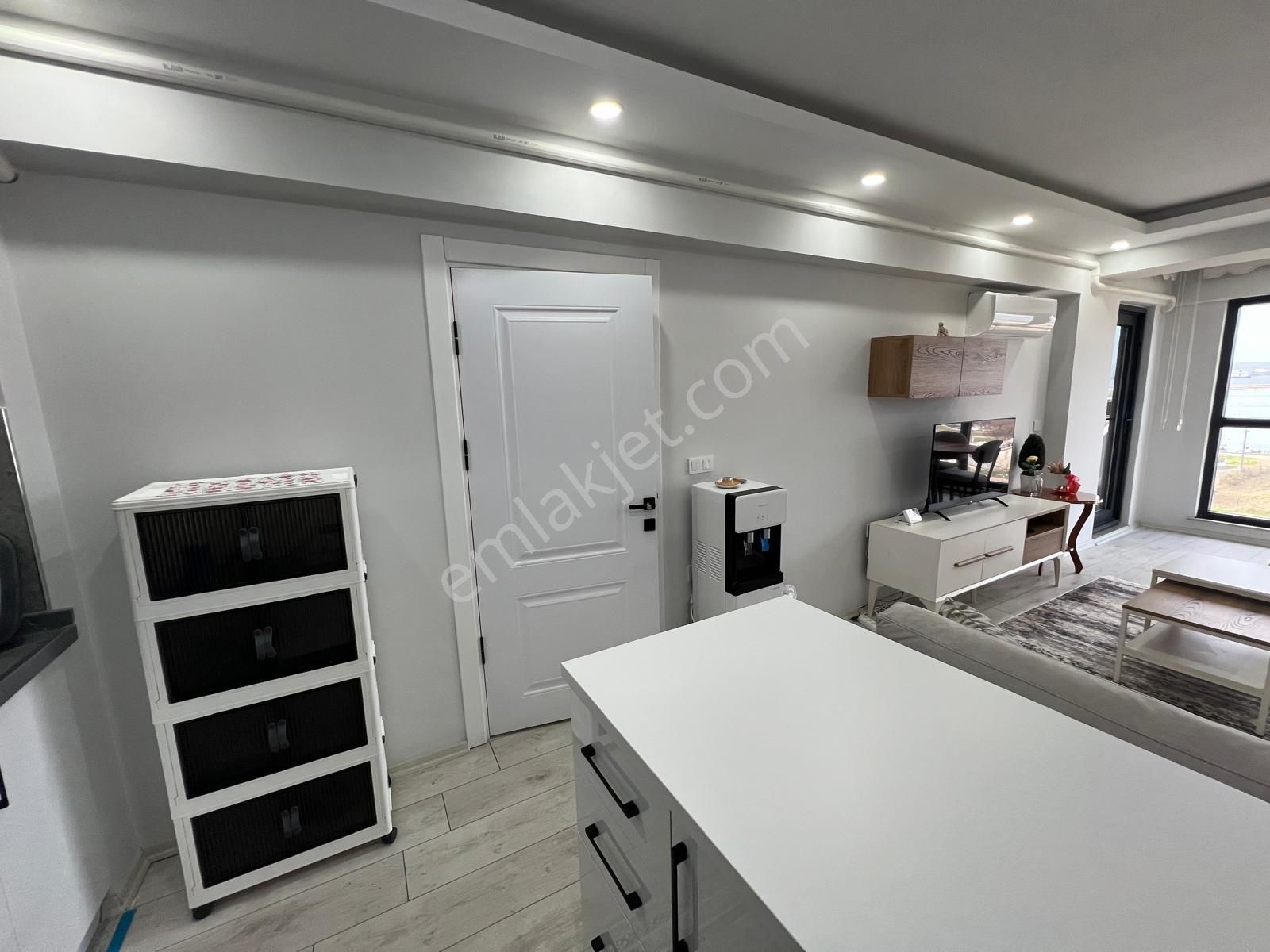 Lapseki Çardak'ta Boğaz Manzaralı 1+1 Satılık Daire - Görsel 8