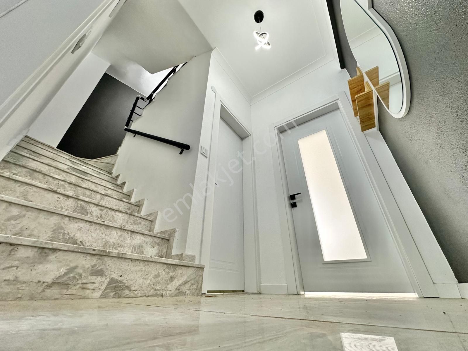 Berkay Demirel'den Gürede Doğa İçinde Bahçeli 3+1 Villa - Görsel 4