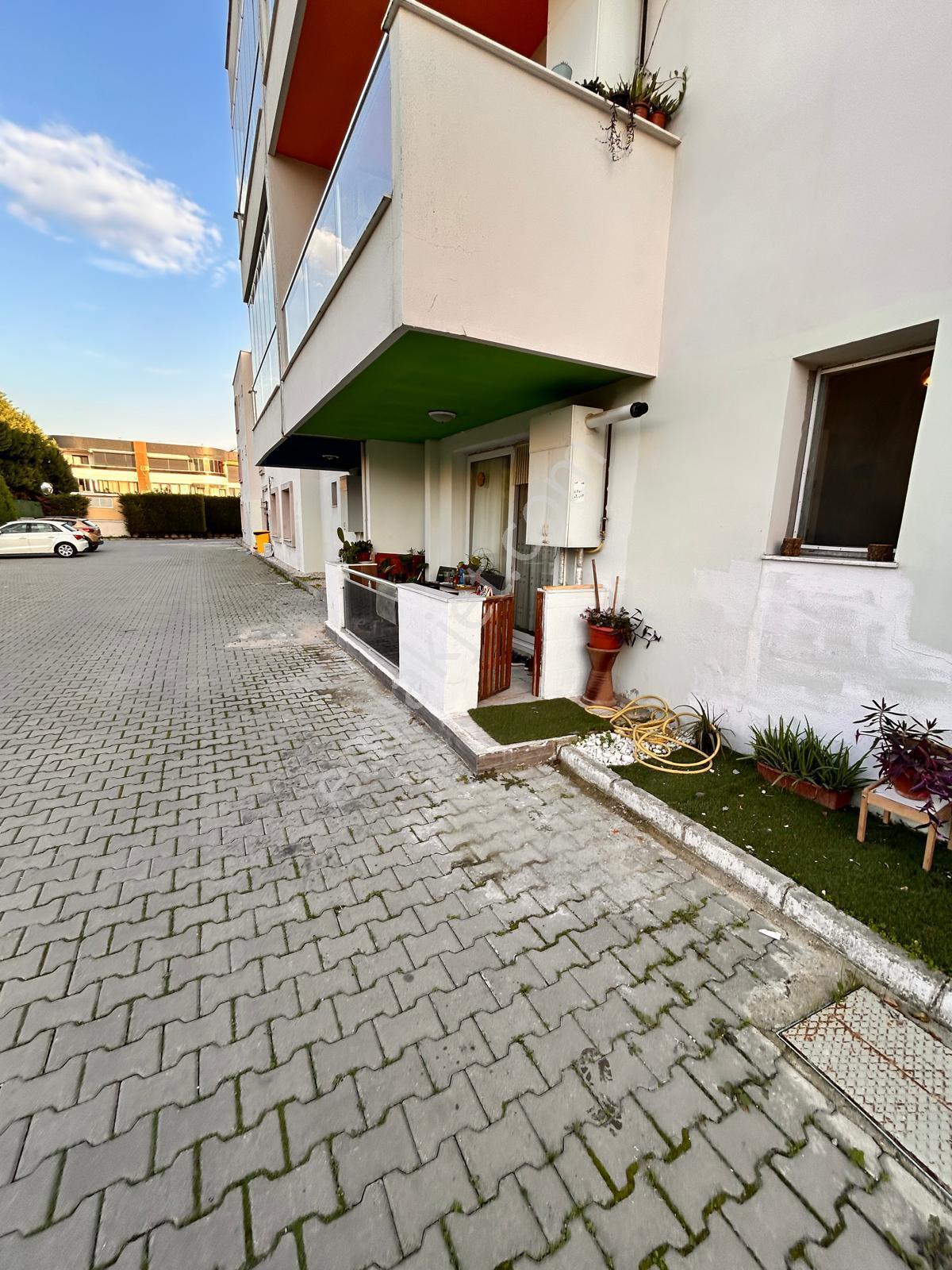 🏡muradiye Mahallesi Karali Bölgesi 🏡site İçi ✅1+1 70 M2 3 Katlının Zemin Katı - Görsel 4