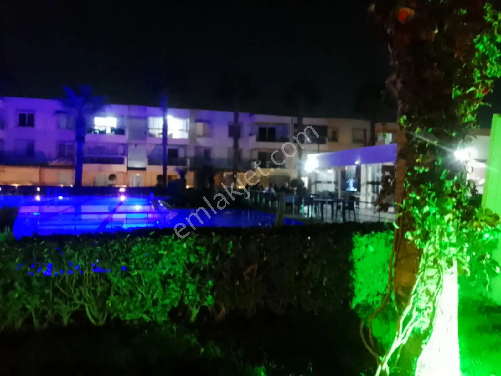 🏡muradiye Mahallesi Karali Bölgesi 🏡site İçi ✅1+1 70 M2 3 Katlının Zemin Katı