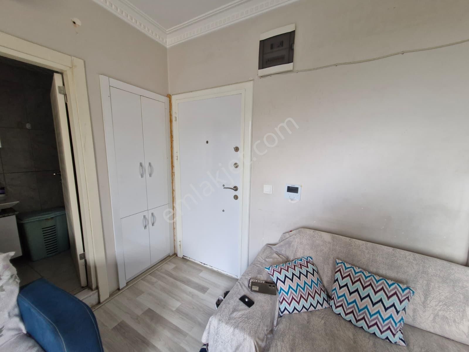 Çiğli Harmandalıda Satılık Eşyalı 1+1 Fırsat Daire - Görsel 16
