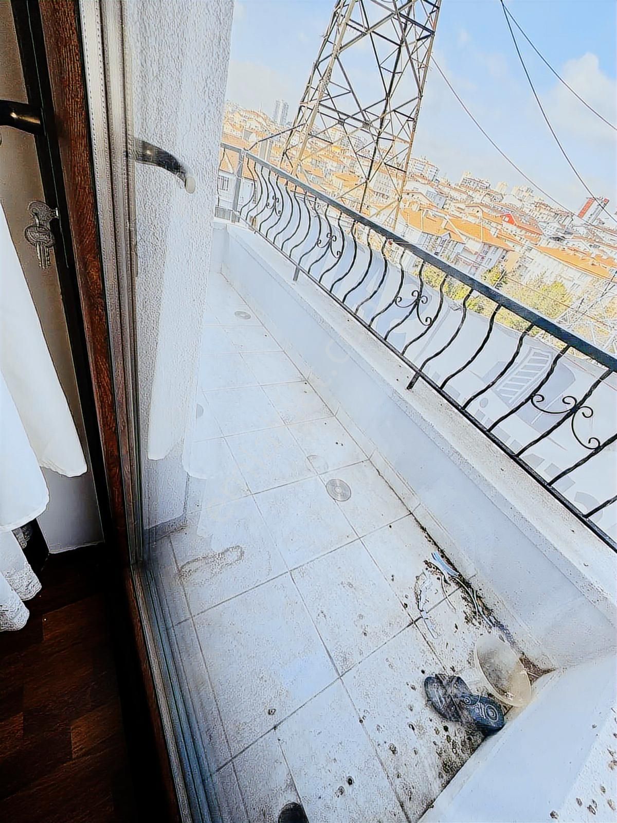 Şentürk Gayrimenkul'den'' Süper Konumda'' Masrafsız Daire - Görsel 3