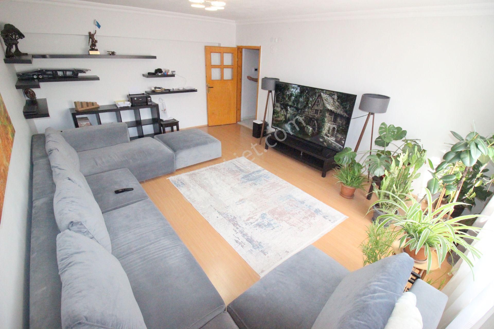 Hemdem Gayrimenkul'den Piyade'de Ana Caddeye Yakın Ön Cephe 3+1 Satılık Daire - Görsel 4