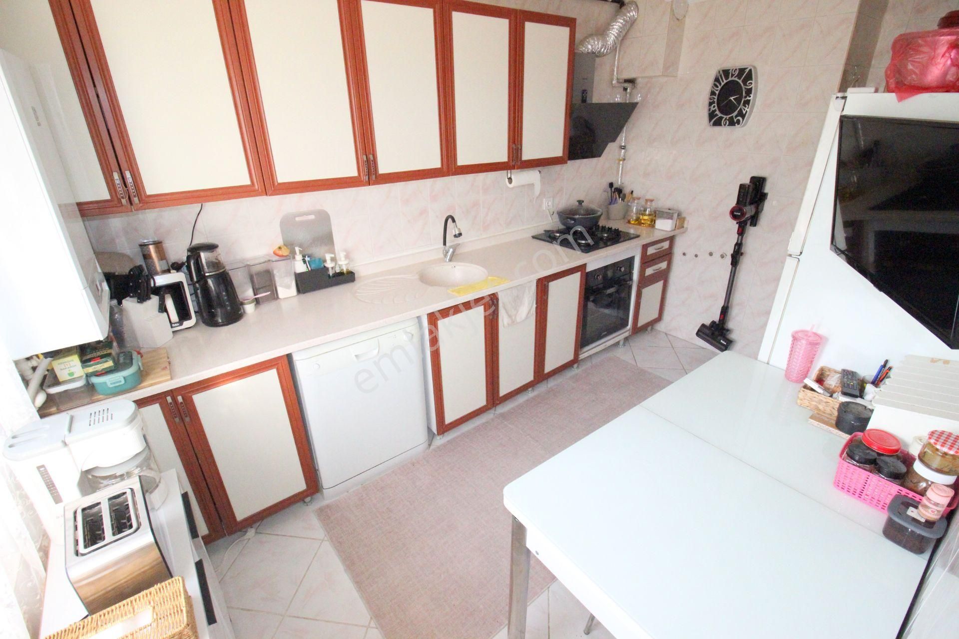 Hemdem Gayrimenkul'den Piyade'de Ana Caddeye Yakın Ön Cephe 3+1 Satılık Daire - Görsel 12