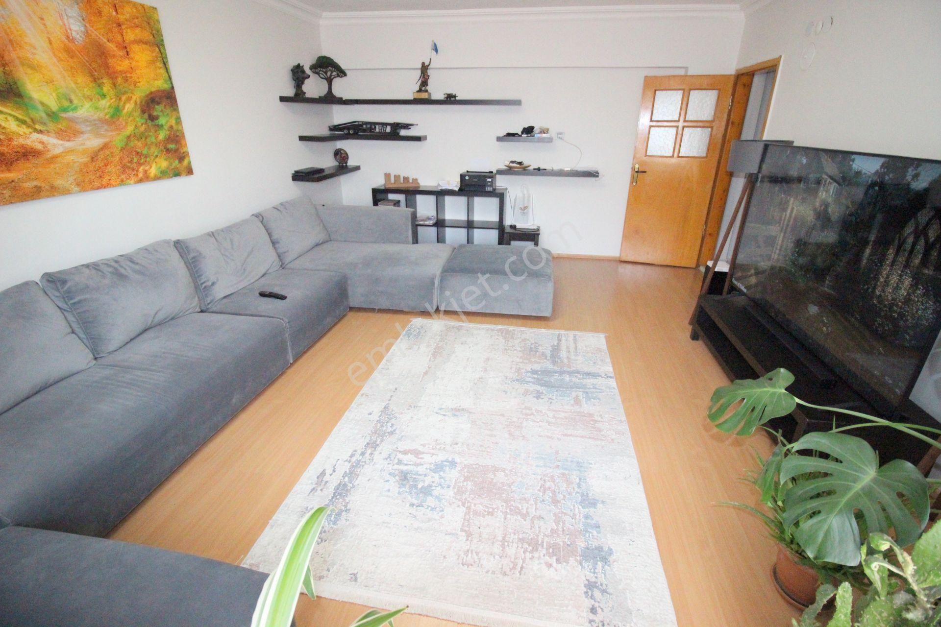 Hemdem Gayrimenkul'den Piyade'de Ana Caddeye Yakın Ön Cephe 3+1 Satılık Daire - Görsel 2