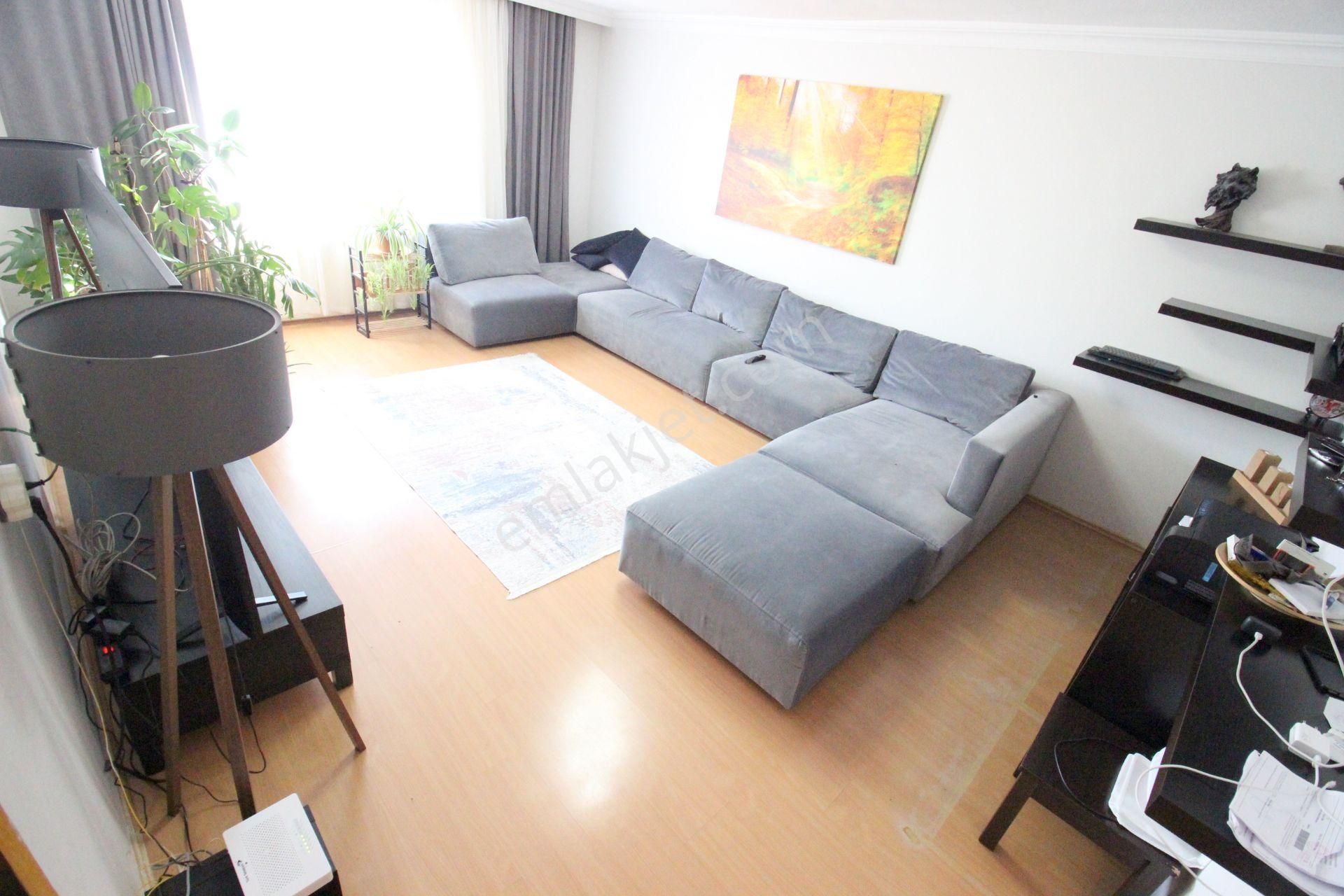 Hemdem Gayrimenkul'den Piyade'de Ana Caddeye Yakın Ön Cephe 3+1 Satılık Daire - Görsel 3