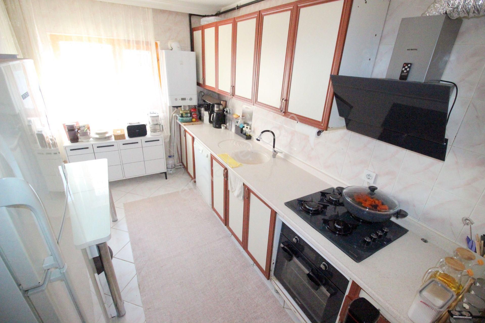 Hemdem Gayrimenkul'den Piyade'de Ana Caddeye Yakın Ön Cephe 3+1 Satılık Daire - Görsel 9