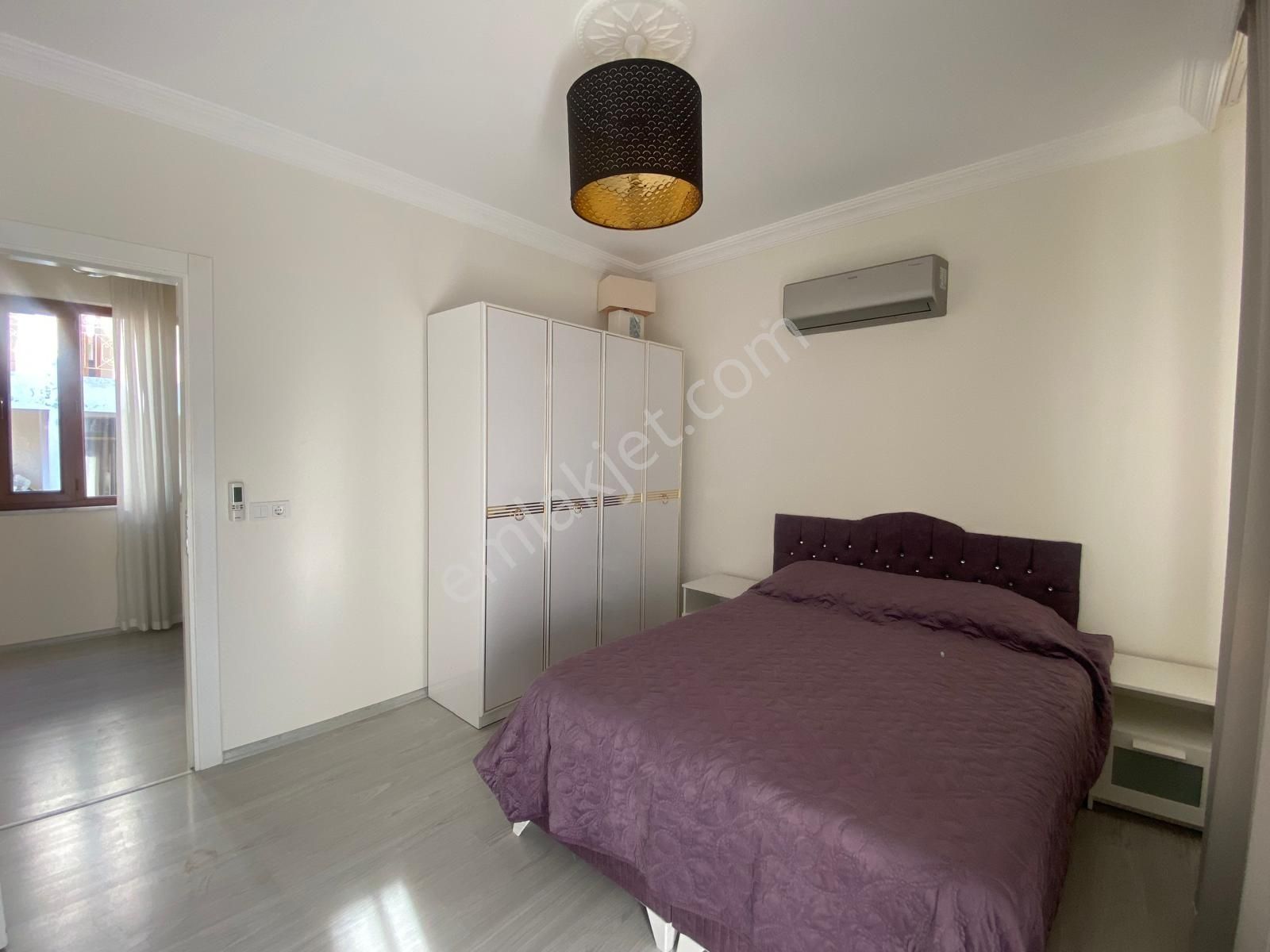 Antalya Side Bölgesinde 3+1 Müstakil Tripleks Villa - Görsel 22