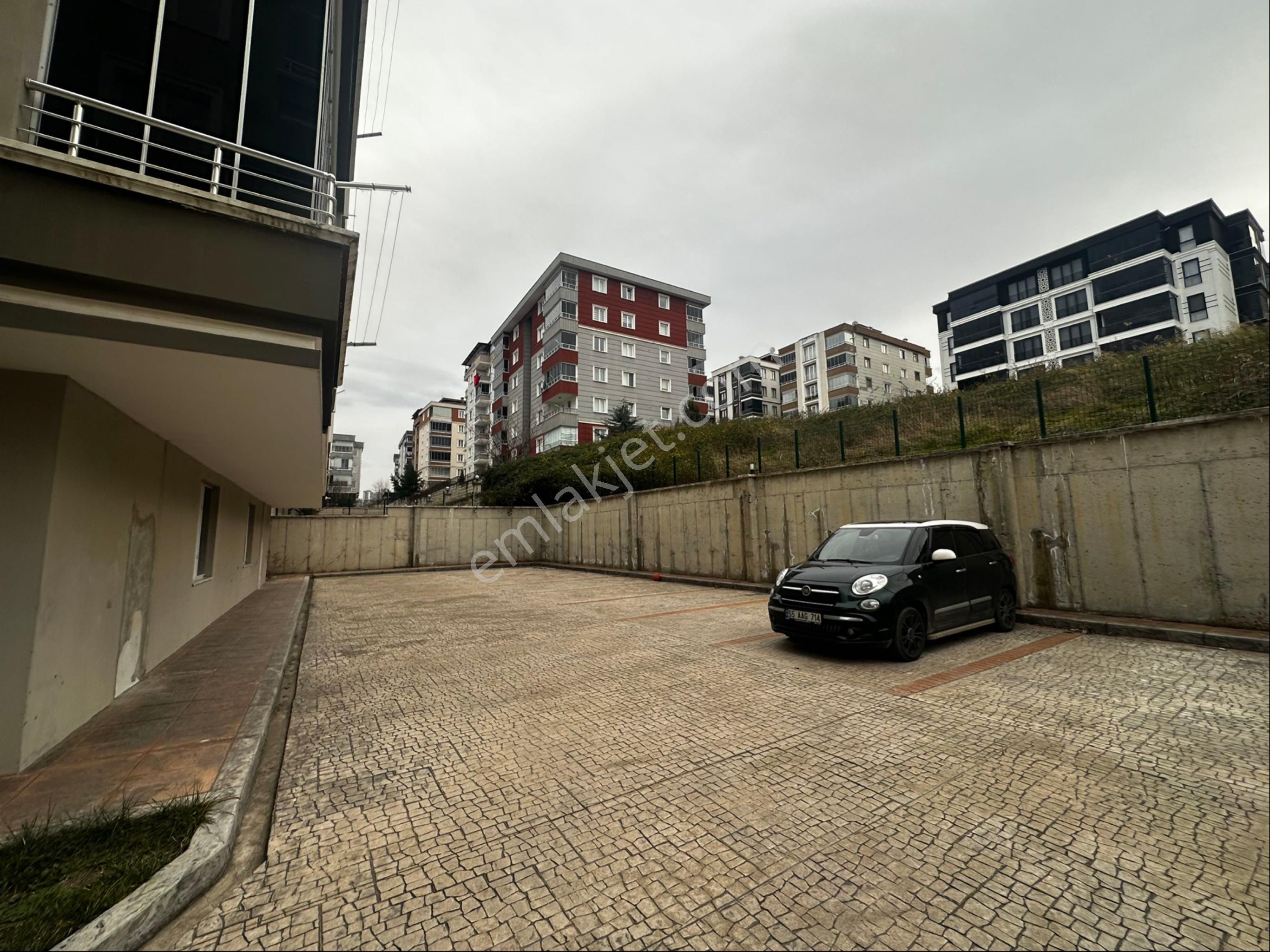 Site İçerisin'de Mükemmel Konum Muhteşem Satılık Geniş Lüks 3+1 - Görsel 3