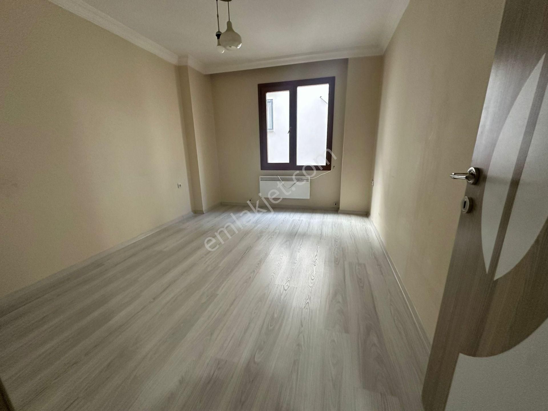 Salim Bey Mahallesinde Merkezin Tam Kalbinde, 3+1 Kiralık Daire - Görsel 8