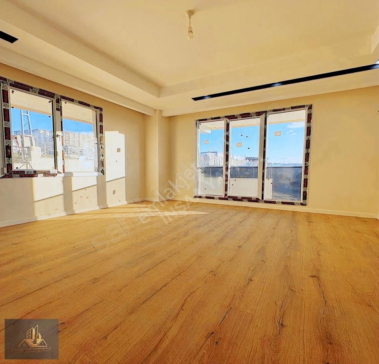 Beylikdüzü Kavaklı'da Satılık 2+1 Vadi Manzaralı Site İçi Daire - Görsel 13