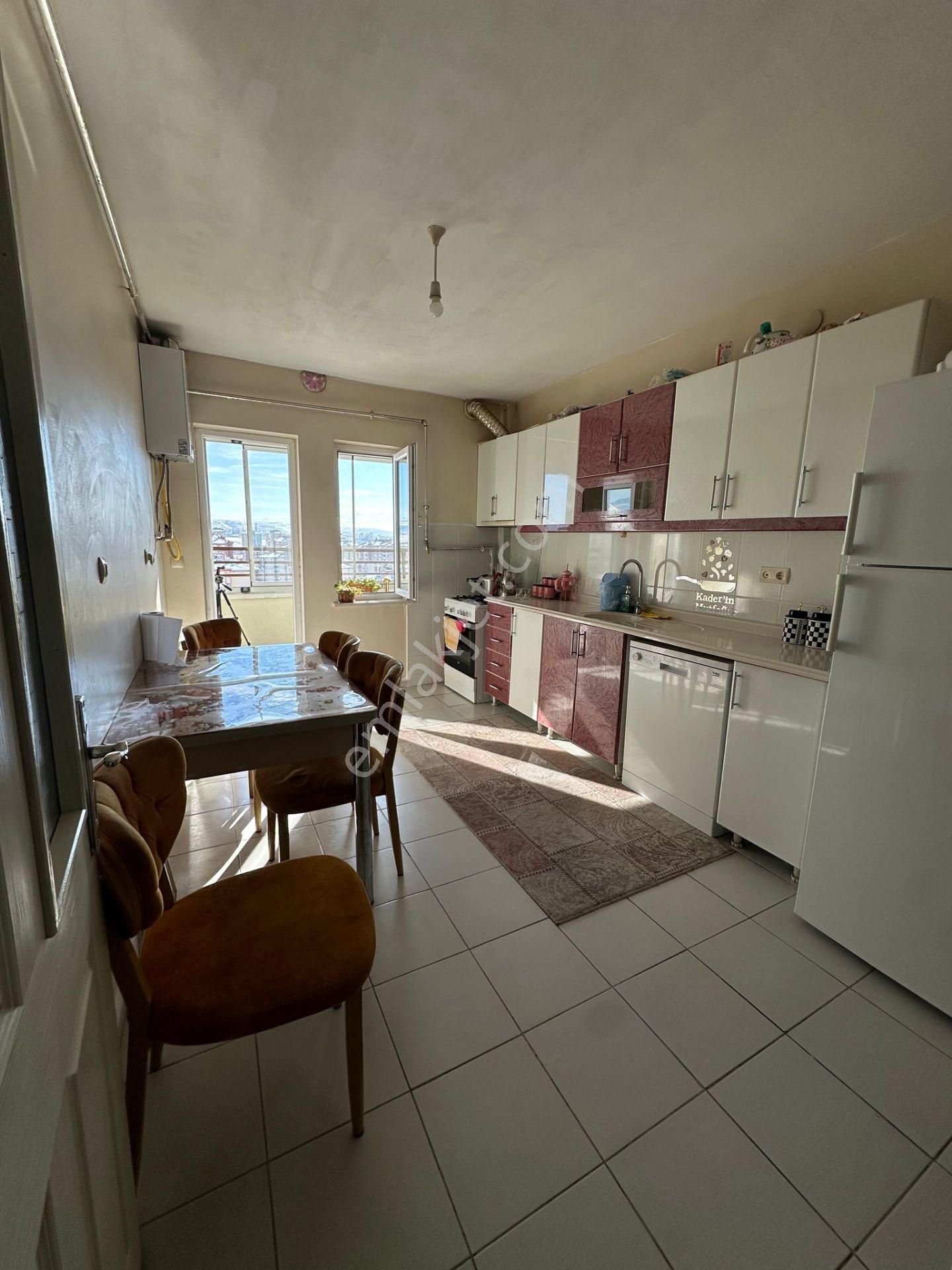 Elisa Gyo// İldem Avm Yakını Güney Cepheli Satılık İldem C Dairesi