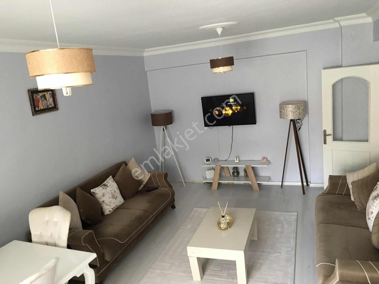 Avcılar Merkez Mahallesinde Kaçırılmayacak 3+1 Satılık Daire