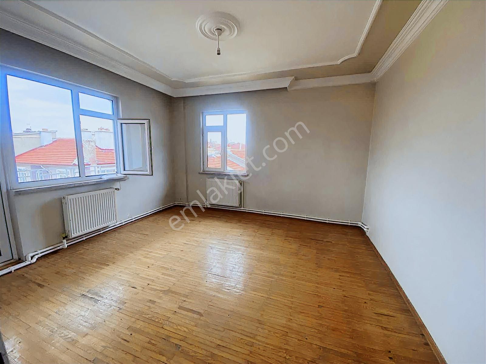 Dinamikten Çarşı Merkezde Satlık Daire - Görsel 4