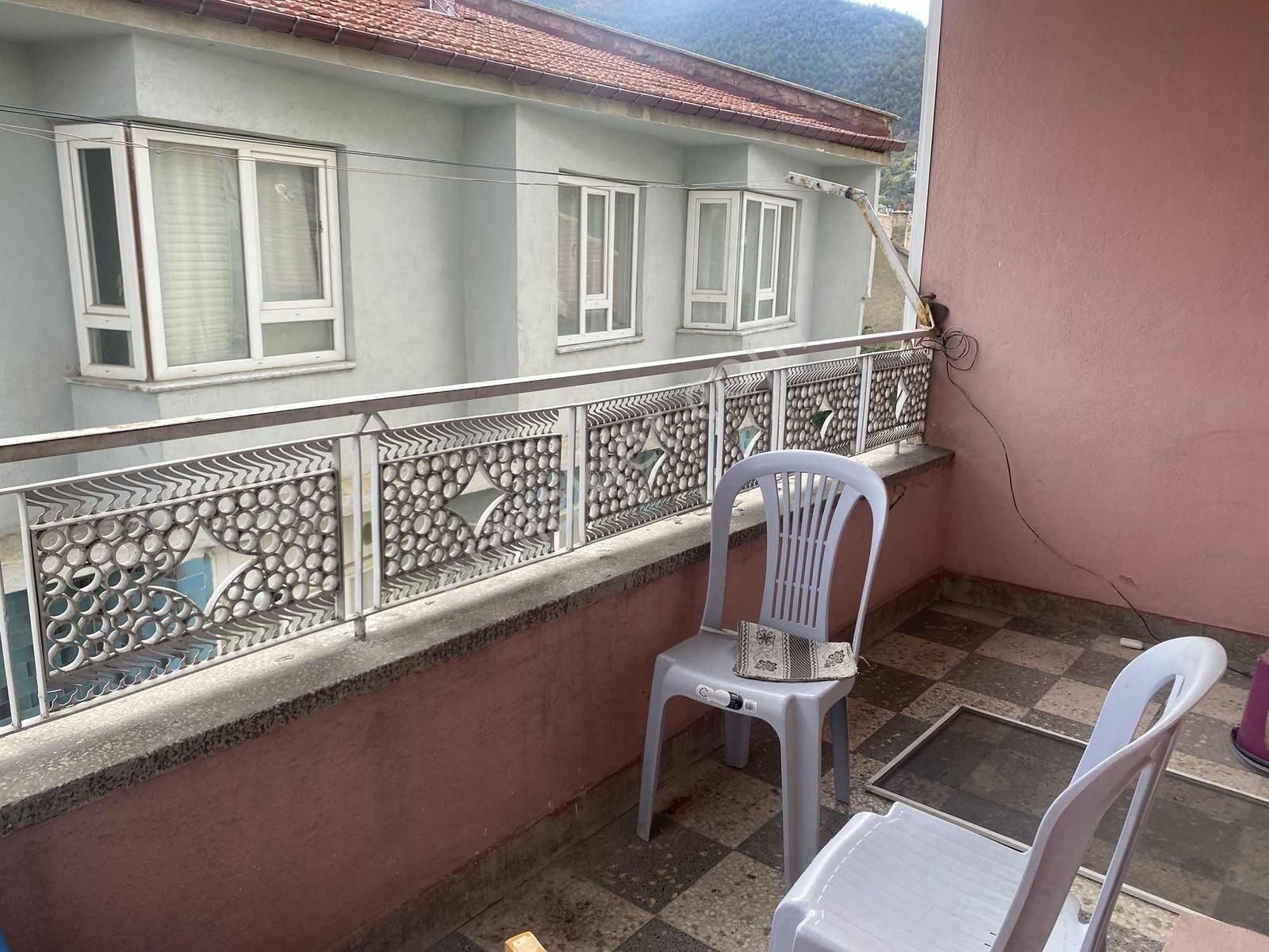 Dinamikten Satlık Çarşı Merkez Müstakil Tadında Ev - Görsel 6