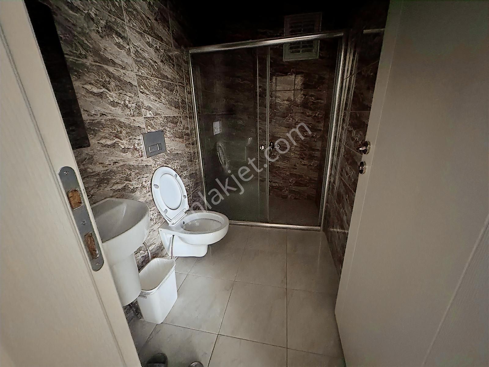 Trabzon Yomra Kaşüstünde Eşyalı Satılık Daire - Görsel 28