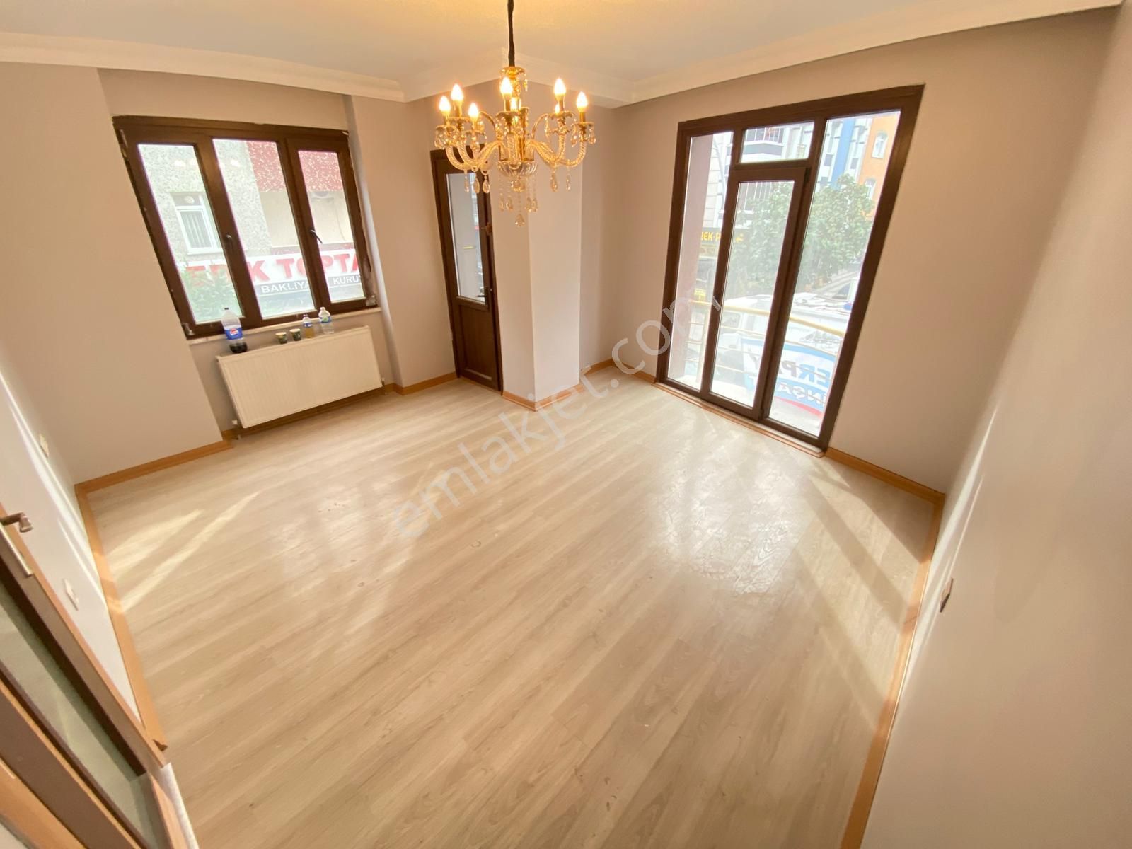 Erpay İnşattan Uğurmumcu Mah.2+1 80m2 Fırsat Arakat Daire