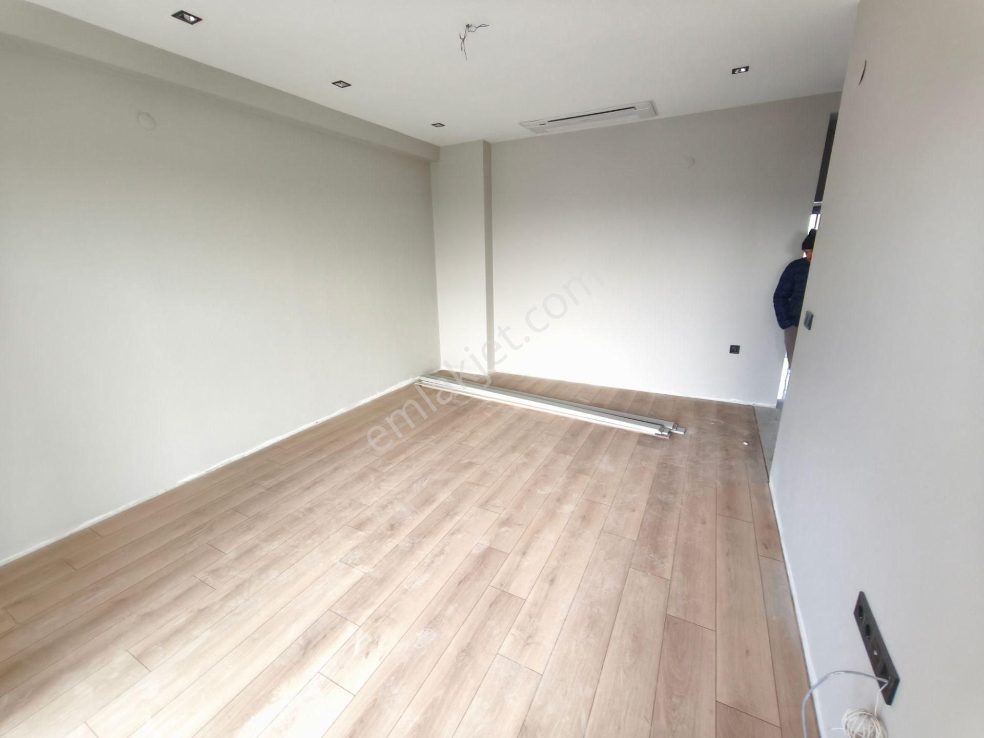 Konyapı Elegans Projesinde Sıfır Kiralık 2+1 Ve 3+1 Daire Seçenekleri - Görsel 35