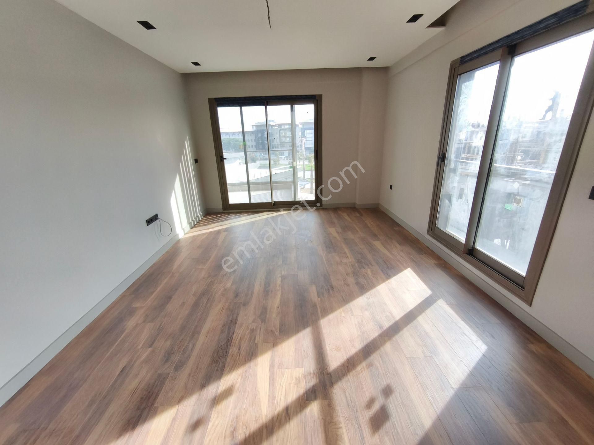 Konyapı Elegans Projesinde Sıfır Kiralık 2+1 Ve 3+1 Daire Seçenekleri - Görsel 12