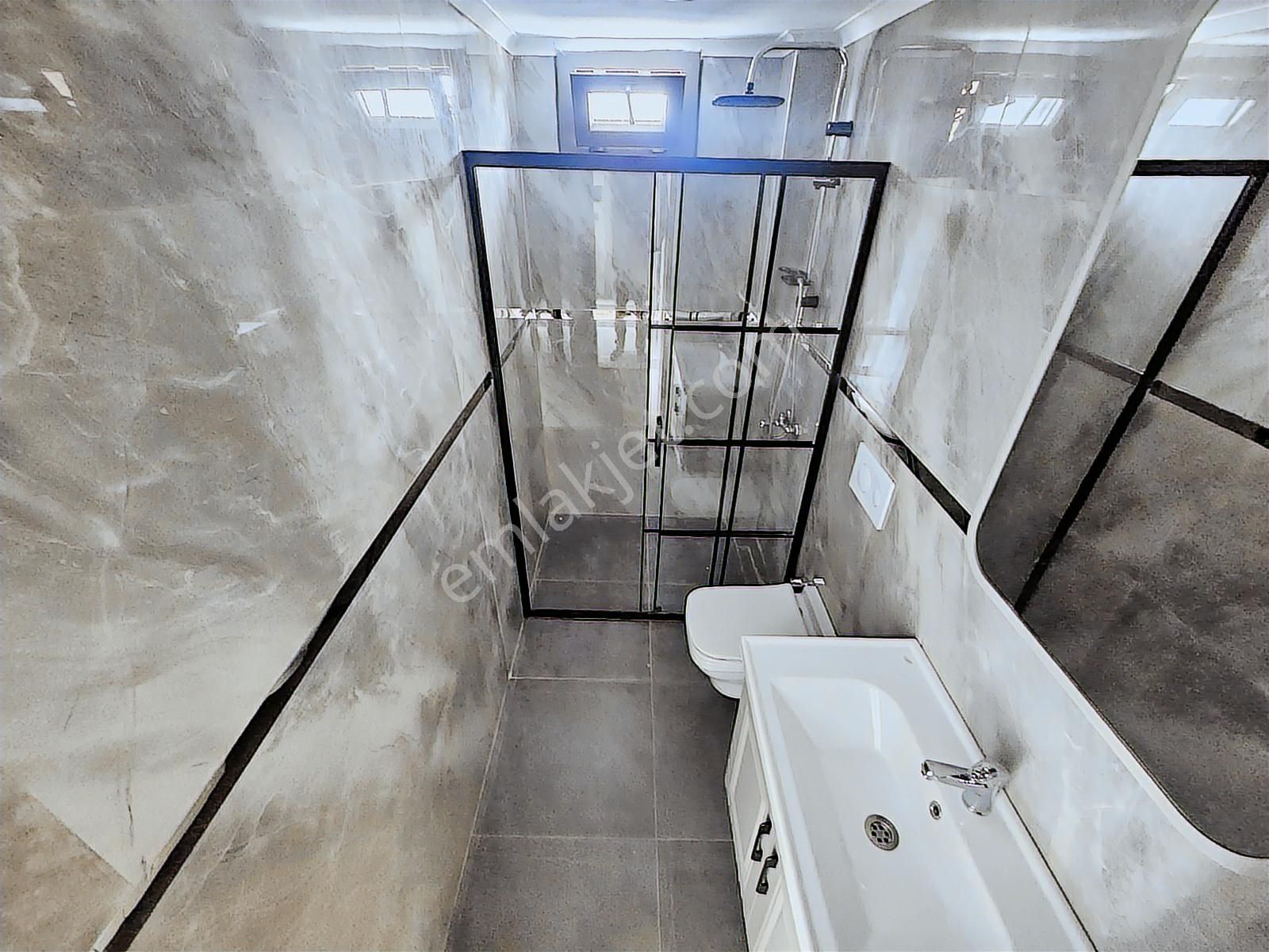 Eu Gayrimenkulden Denize Yakın Site İçinde Havuzlu 4+1 Villa - Görsel 21