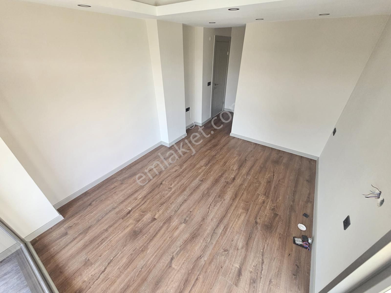 Eu Gayrimenkulden Denize Yakın Site İçinde Havuzlu 4+1 Villa - Görsel 31